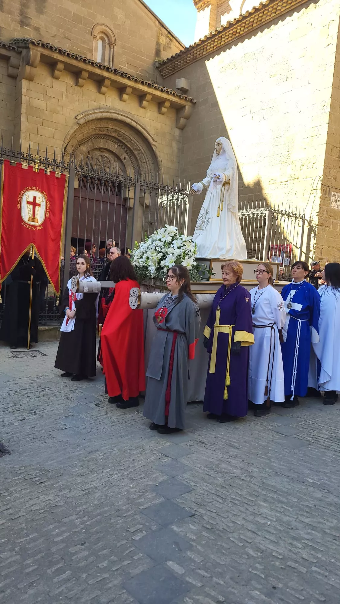 Procesión del Cristo Resucitado en Huesca. Foto Javier García Antón