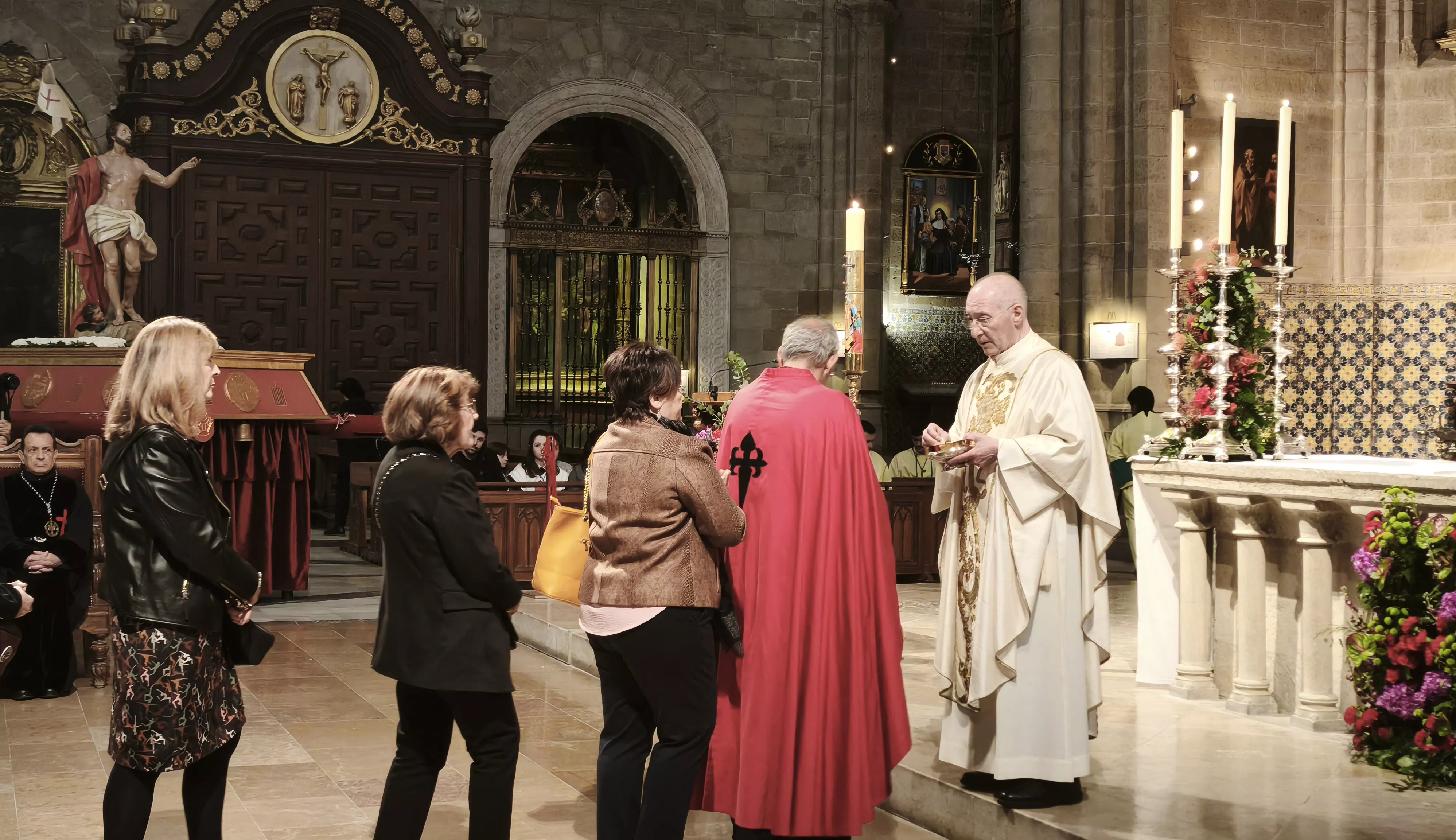  Procesión del Cristo Resucitado en Huesca. Foto María José Sampietro