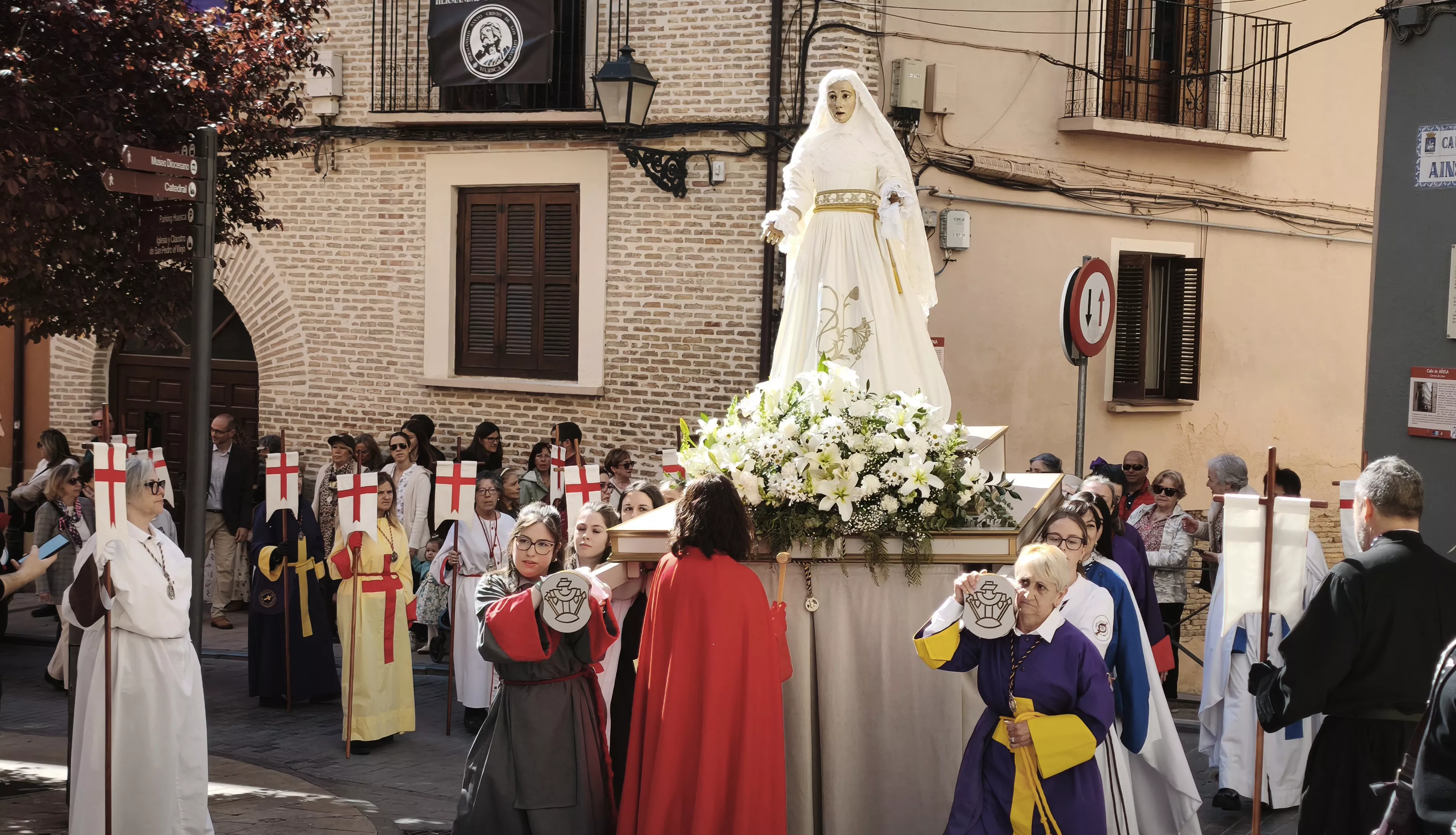  Procesión del Cristo Resucitado en Huesca. Foto María José Sampietro