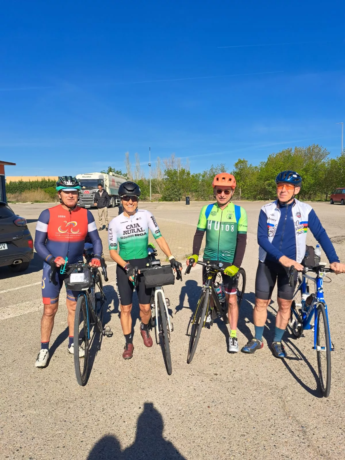 El Club Ciclista Oscense en la Ruta del Azahar