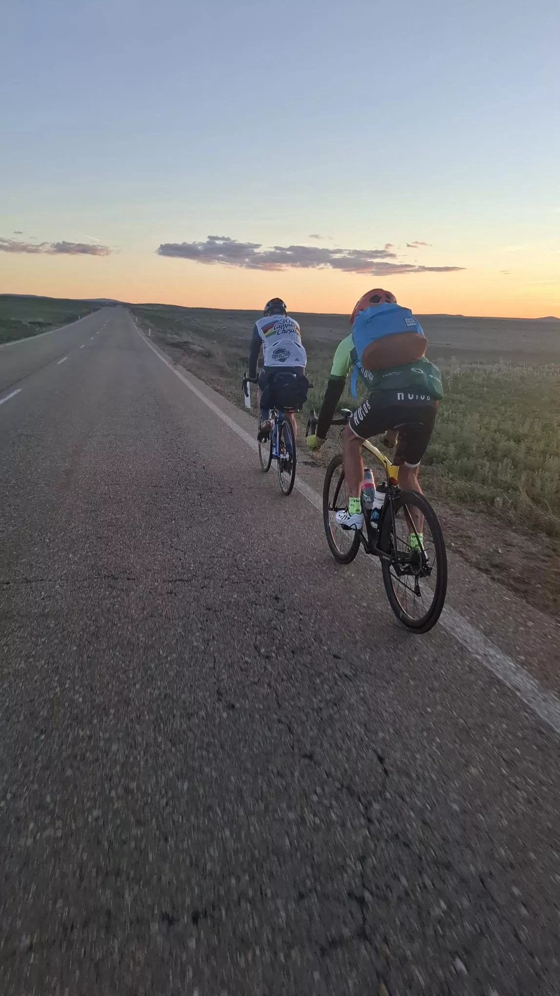El Club Ciclista Oscense en la Ruta del Azahar