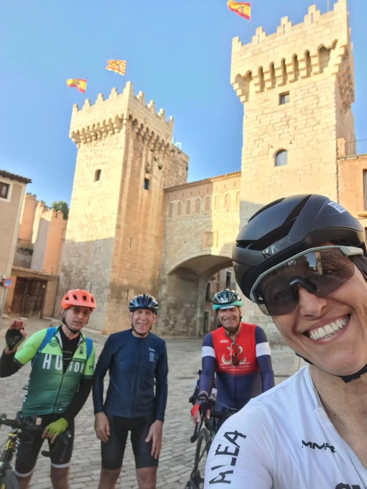 El Club Ciclista Oscense en la Ruta del Azahar