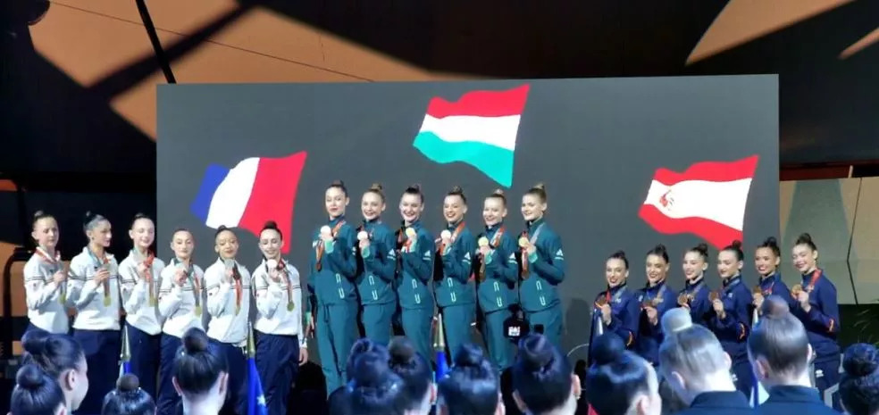 El conjunto español, bronce, en la final del ejercicio mixto de Thiais.