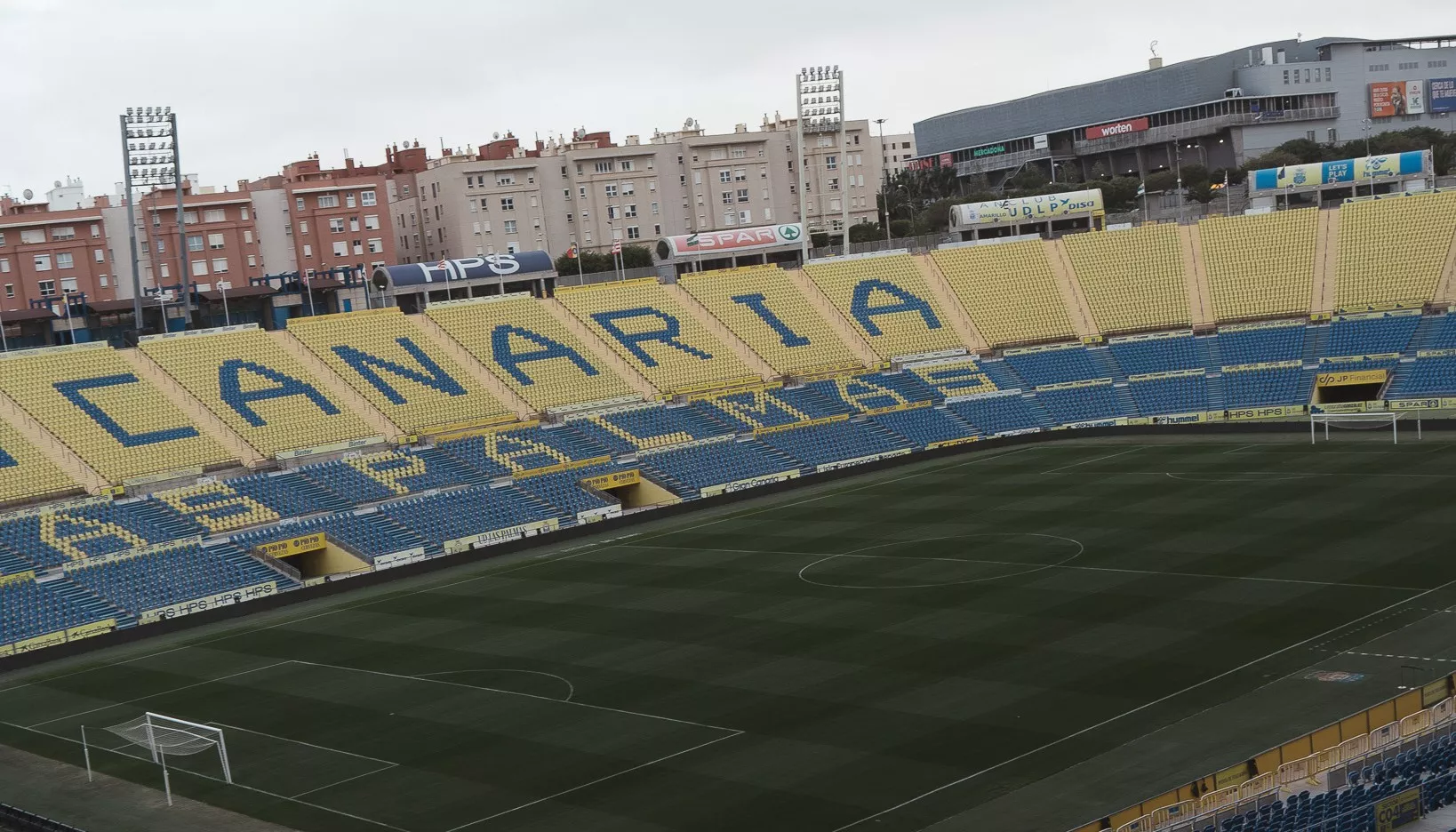 Estas son las alineaciones del Las Palmas-SD Huesca: Oltra apuesta por el cambio de piezas