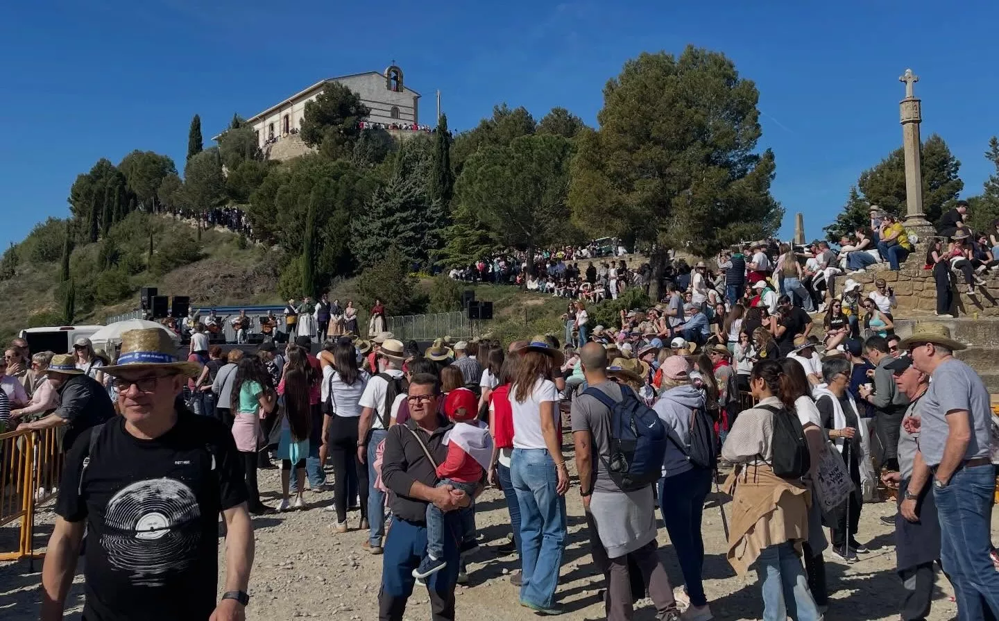 Celebración del Día de la Alegría en Monzón