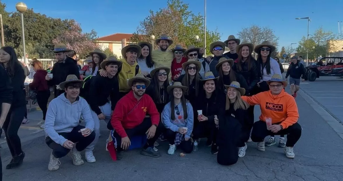 Celebración del Día de la Alegría en Monzón