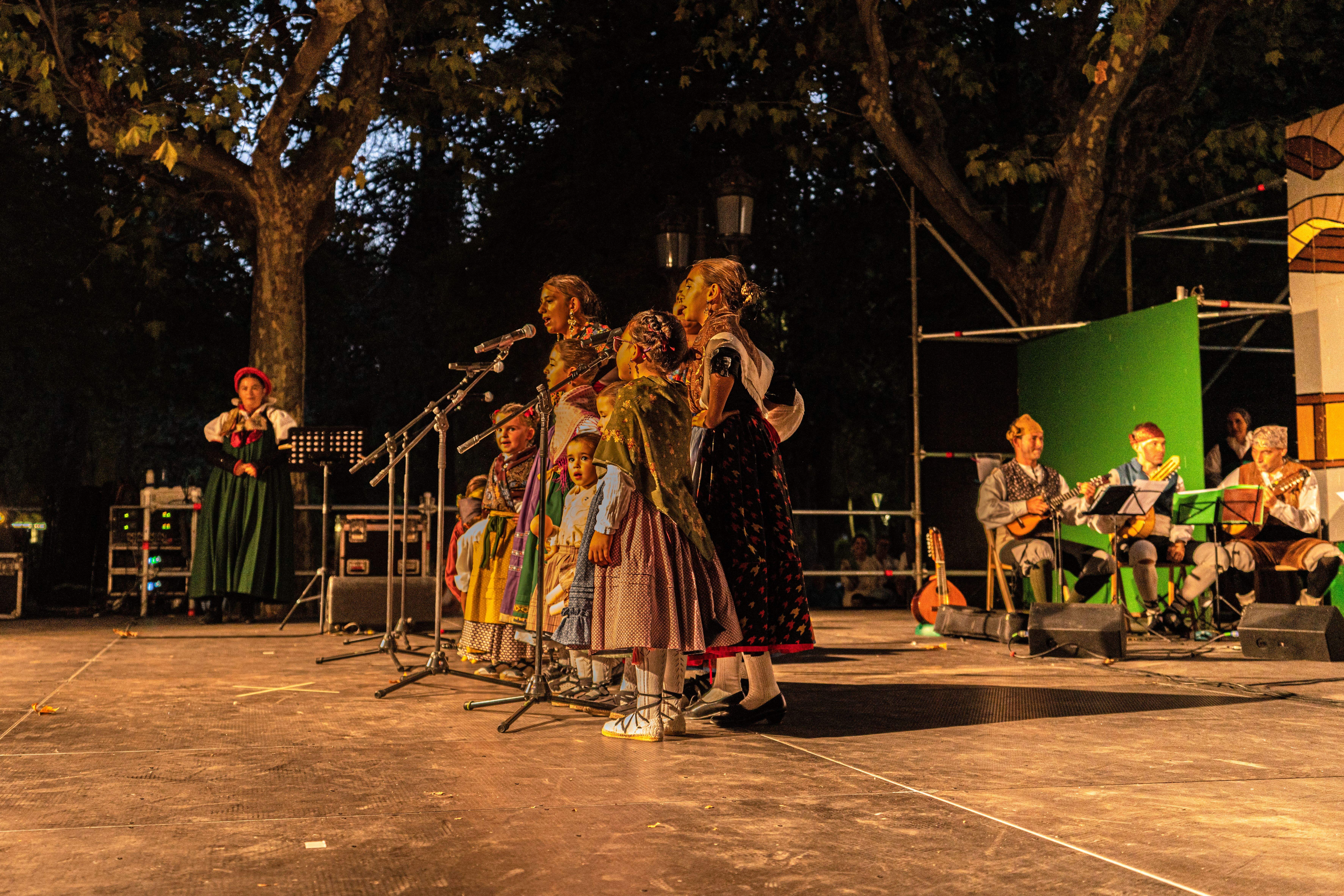 Agrupación Folclórica Santa Cecilia. Foto José Antonio Terrón 