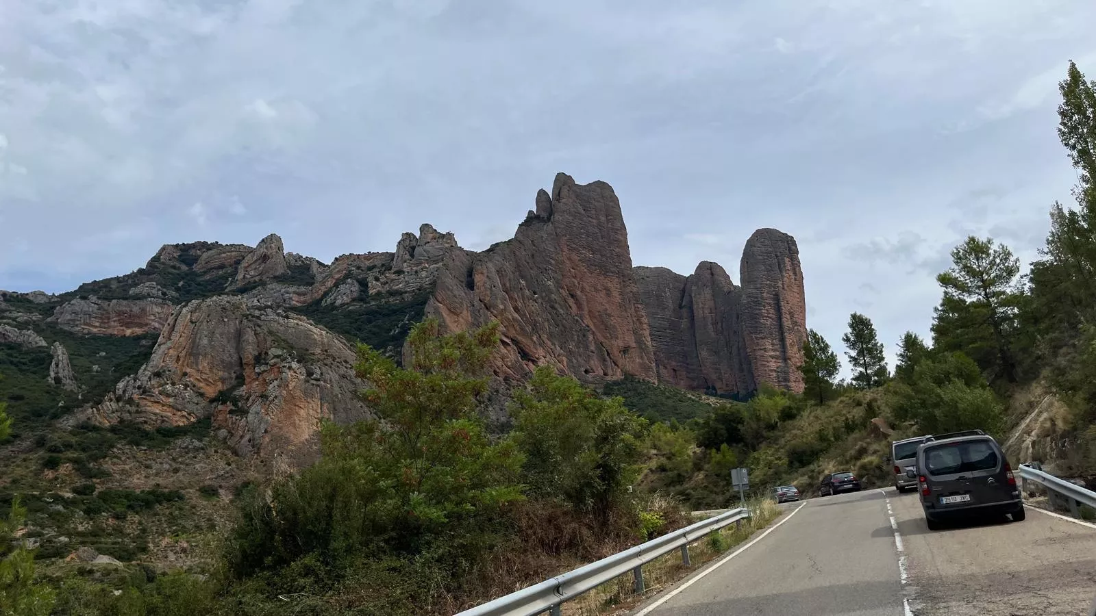 Fallece una motorista francesa en un accidente en la A-132 en Murillo de Gállego.