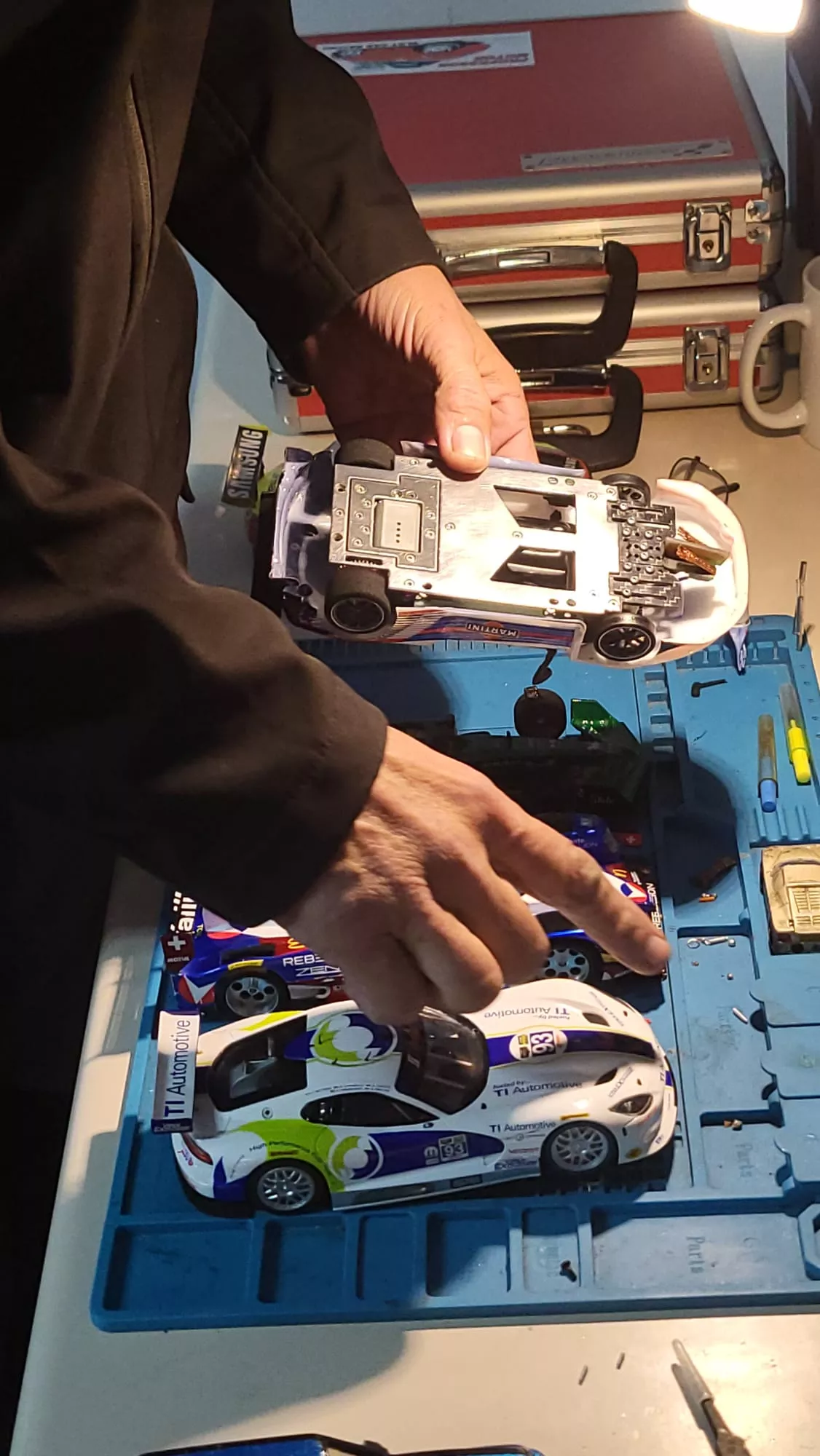 Osca Slot, el vertiginoso universo de los coches en miniatura