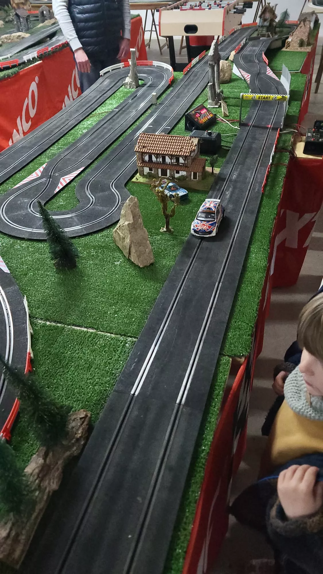 Osca Slot, el vertiginoso universo de los coches en miniatura