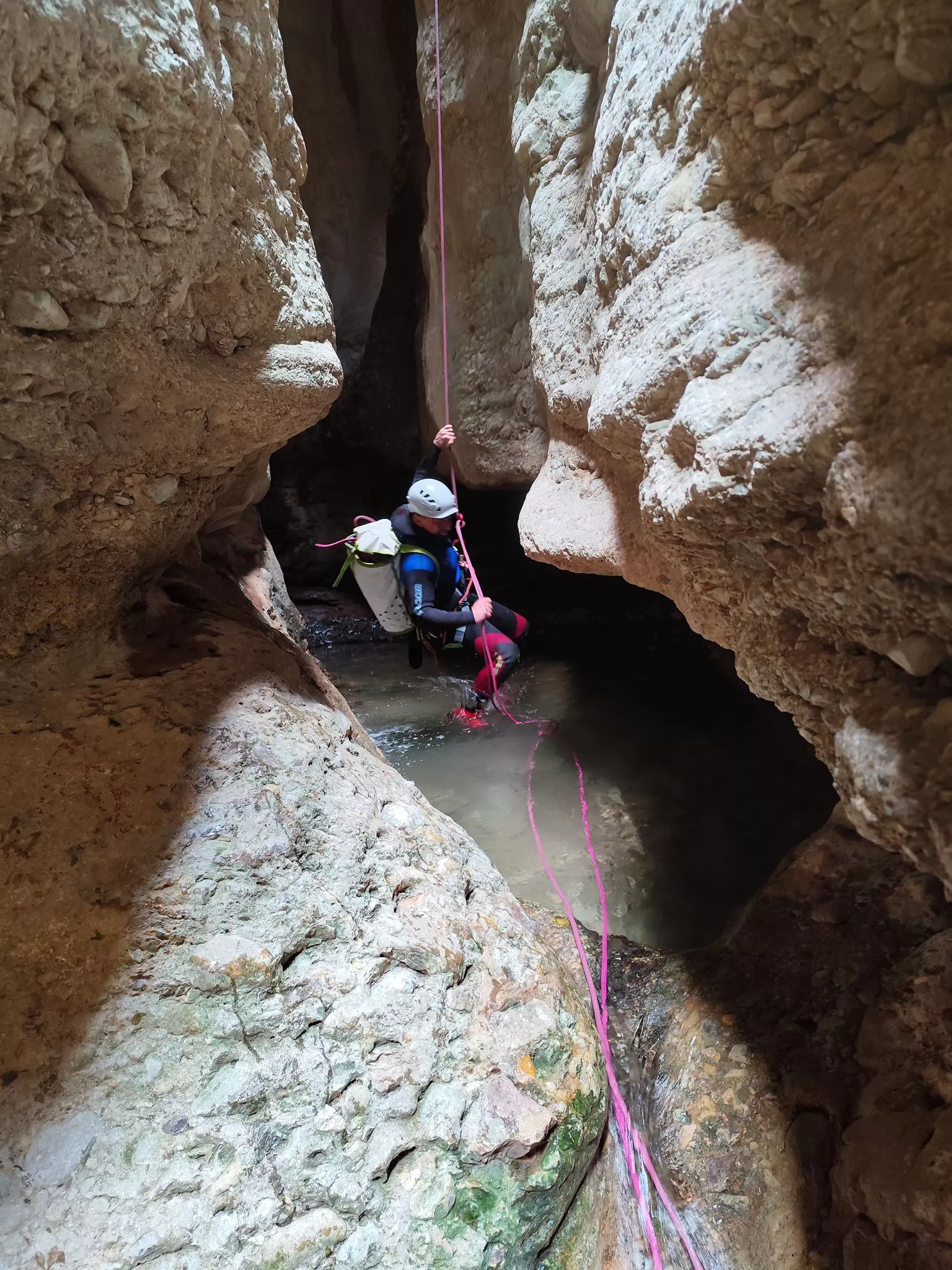 Descenso a las Gorgas de San Julián del GAN de los Javieres