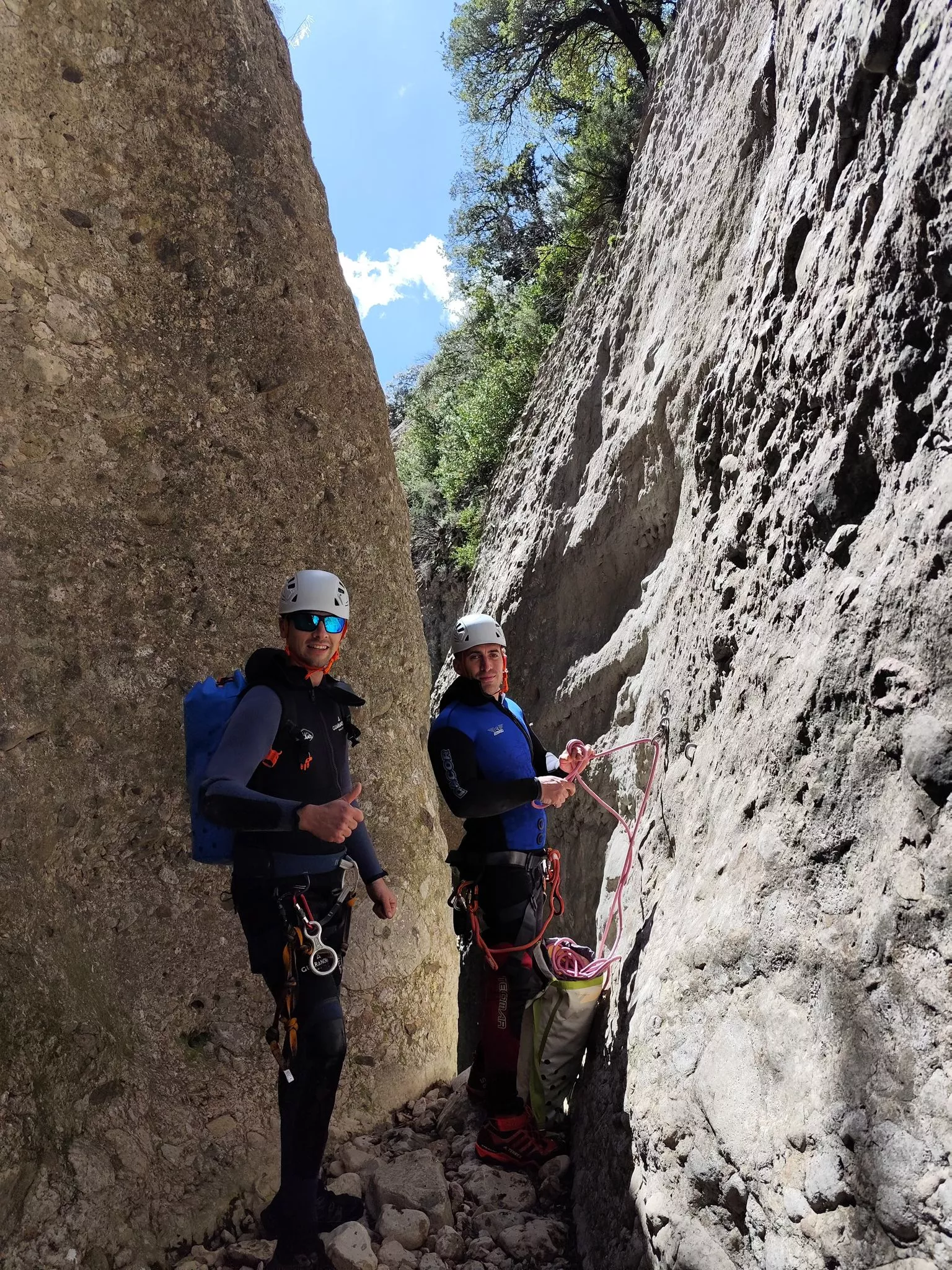 Descenso a las Gorgas de San Julián del GAN de los Javieres
