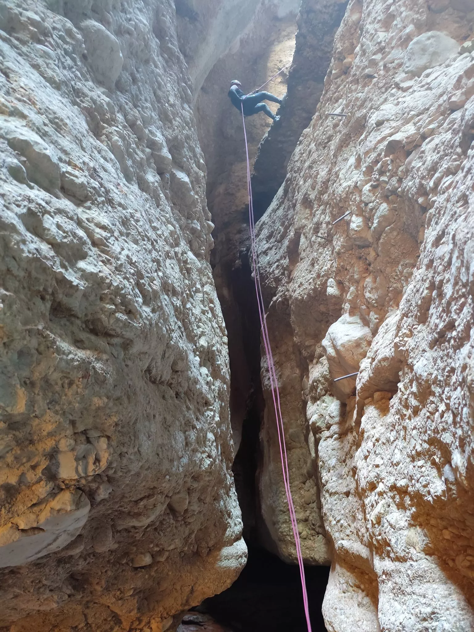 Descenso a las Gorgas de San Julián del GAN de los Javieres