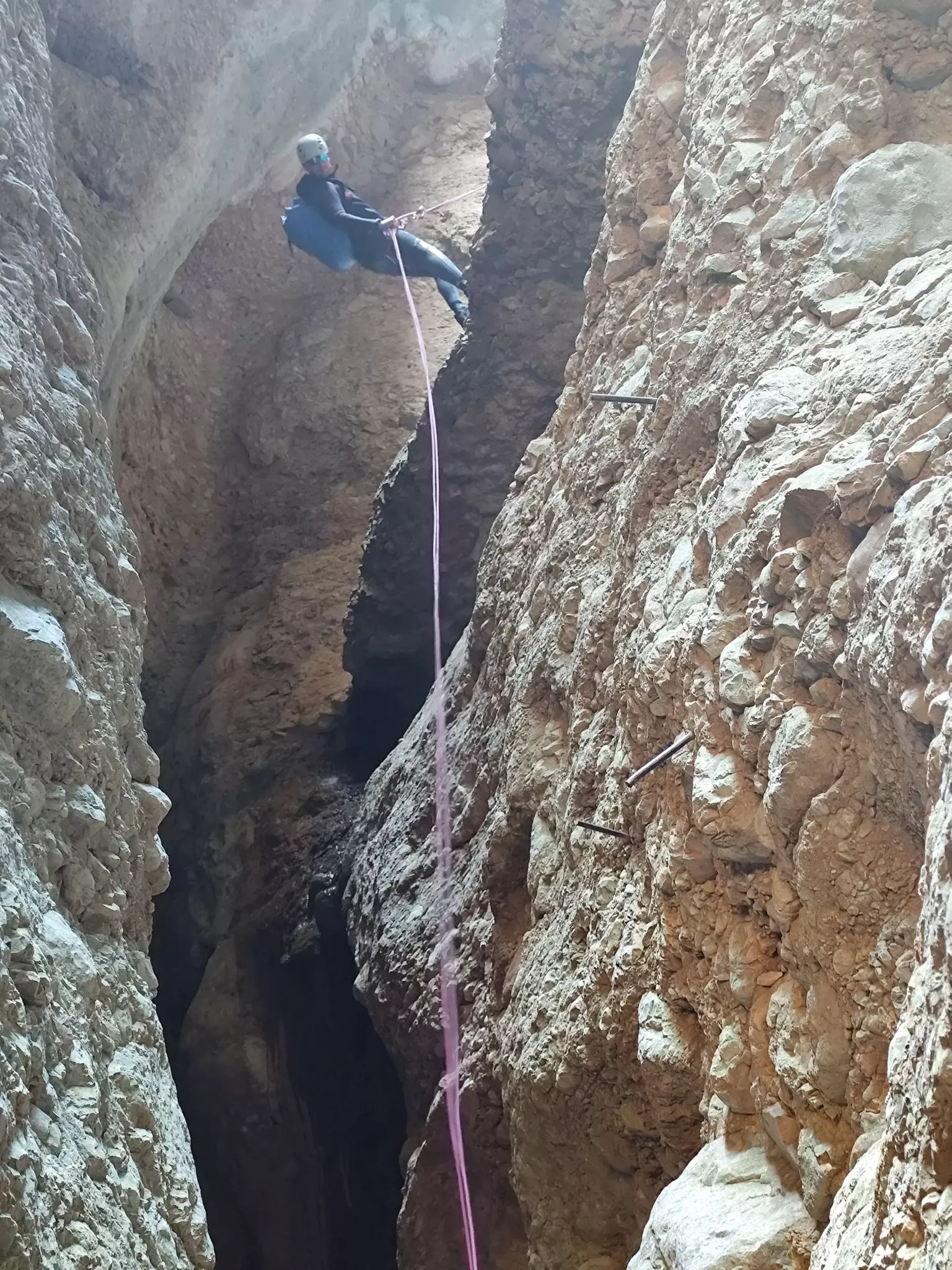 Descenso a las Gorgas de San Julián del GAN de los Javieres