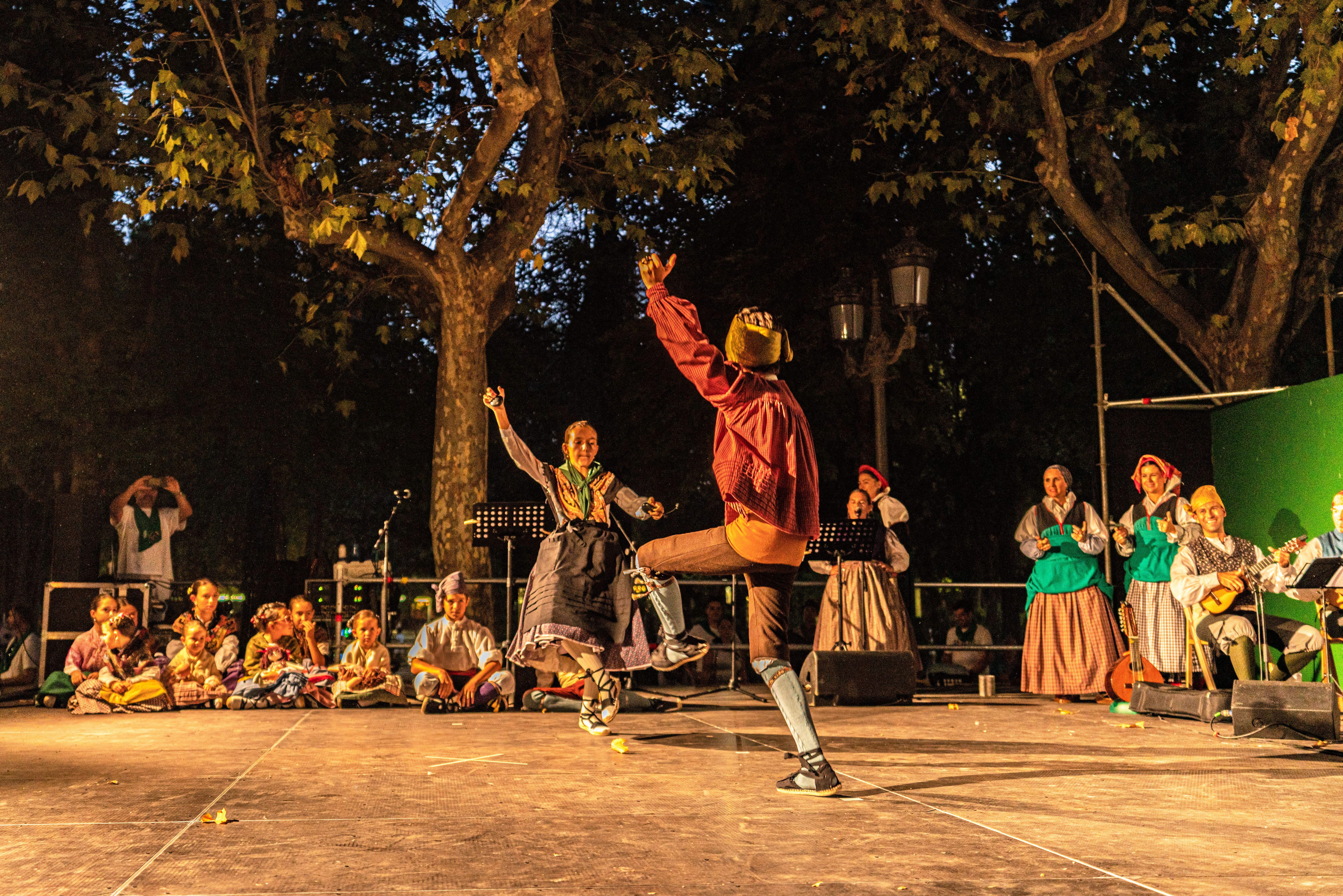 Agrupación Folclórica Santa Cecilia. Foto José Antonio Terrón 