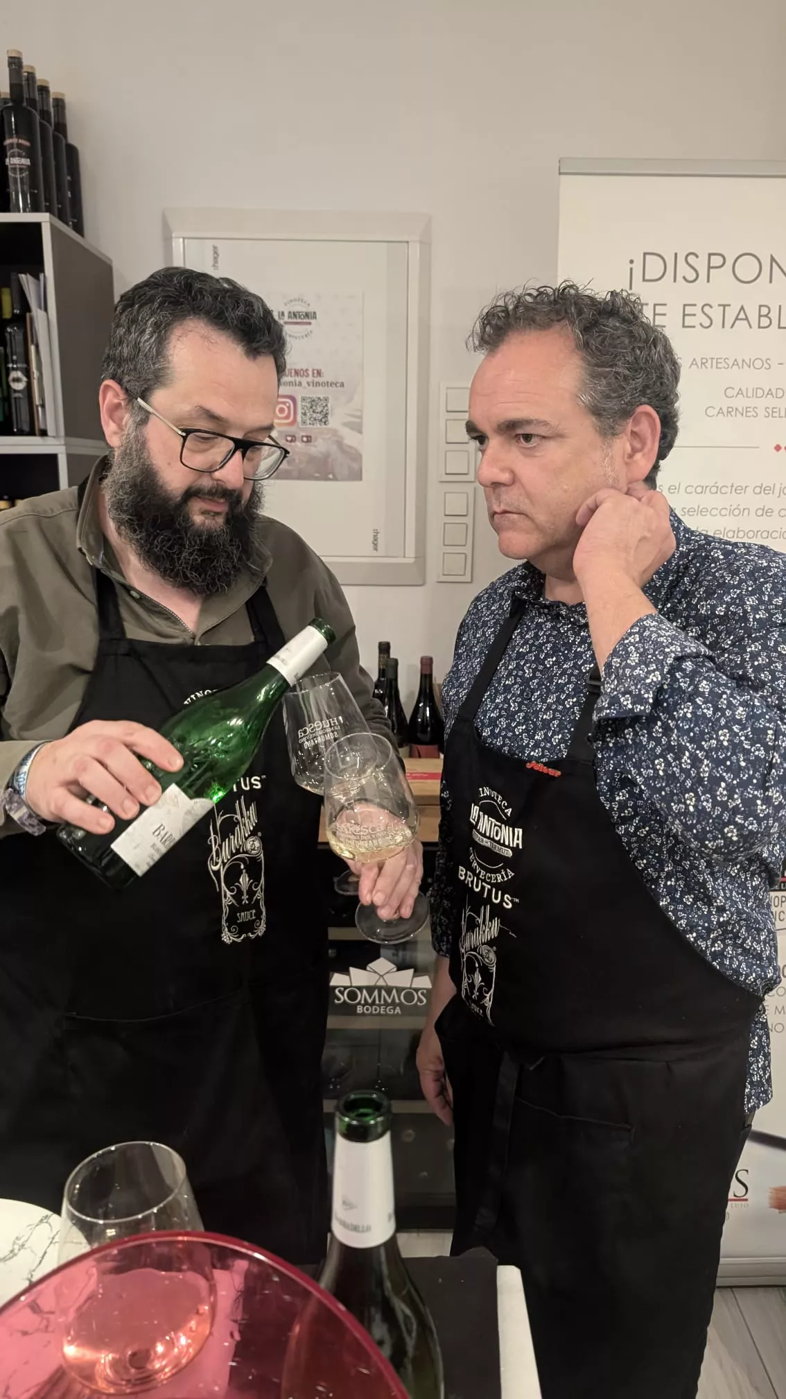  Vinoteca Cervecería La Antonia de Binéfar