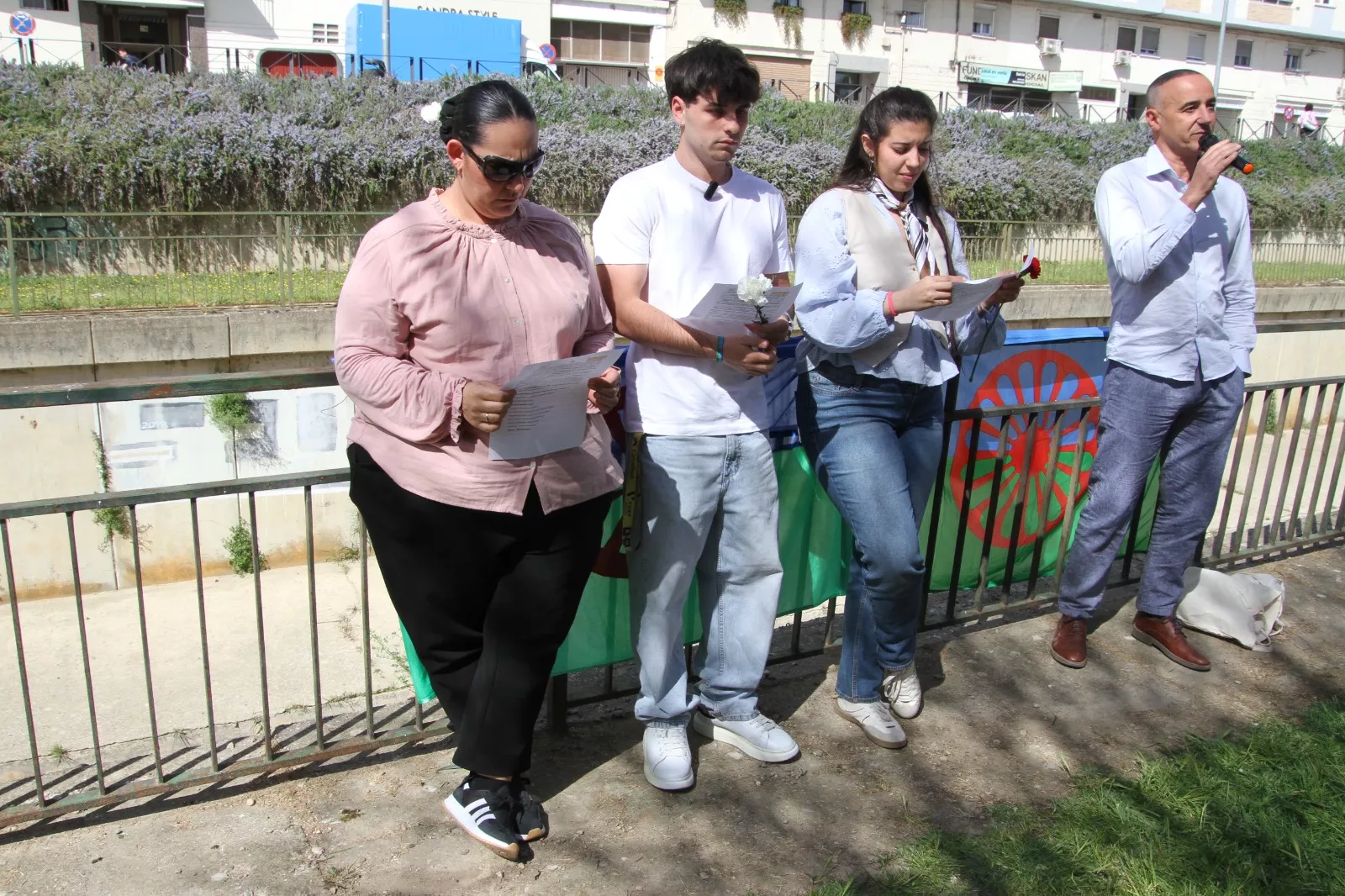 Día Internacional del Pueblo Gitano en Huesca. Foto Carlos Neofato