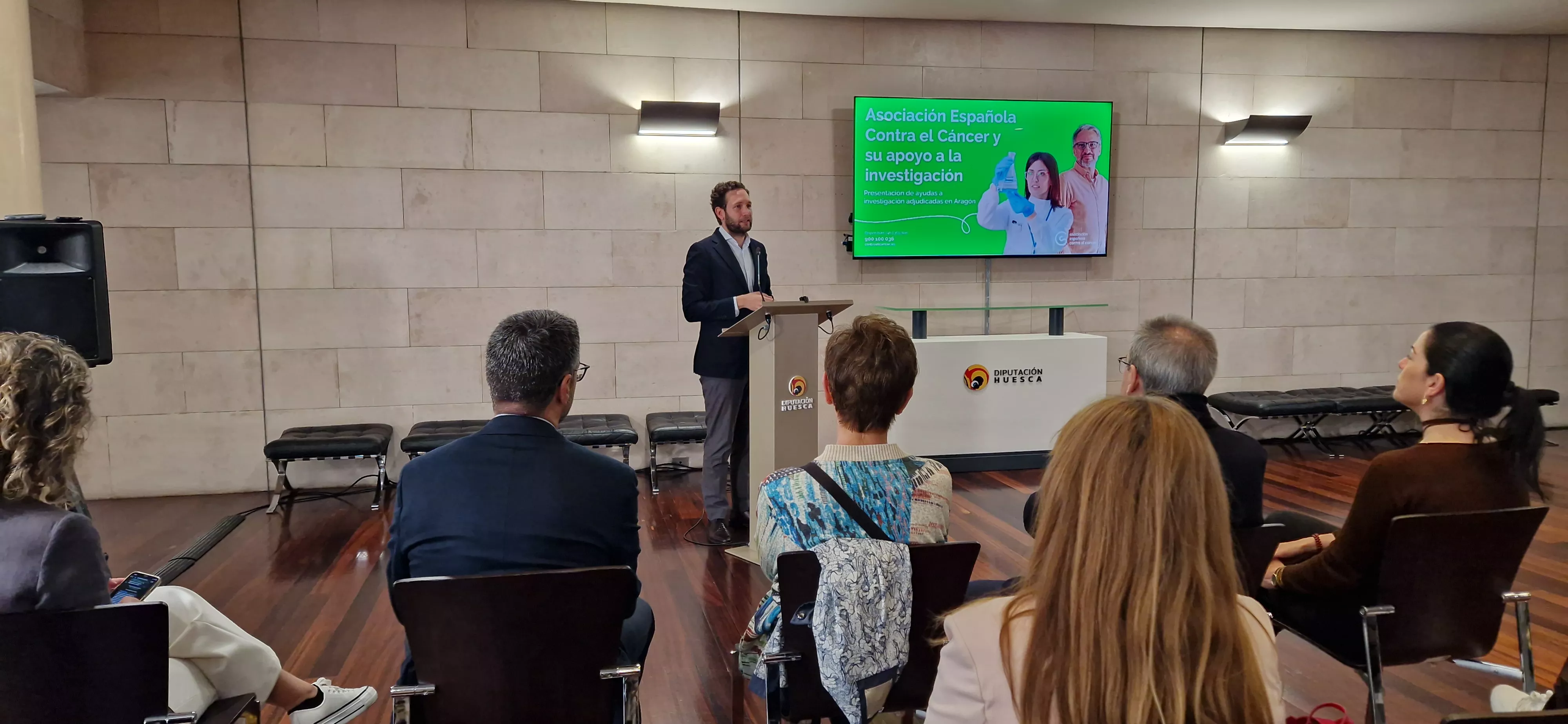 Presentación de tres proyectos de investigación con ayudas de la AECC en Aragón. Foto Myriam Martínez