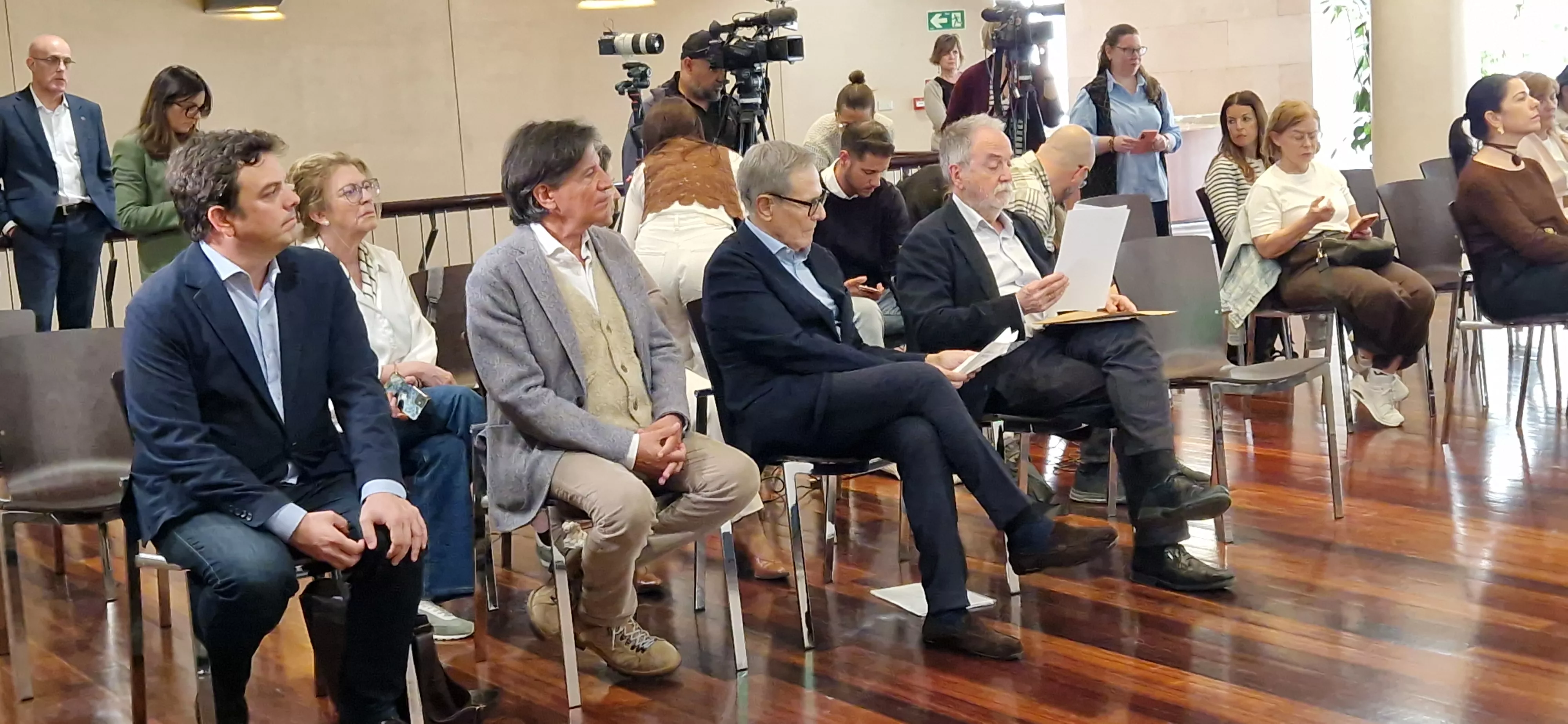 Presentación de tres proyectos de investigación con ayudas de la AECC en Aragón. Foto Myriam Martínez