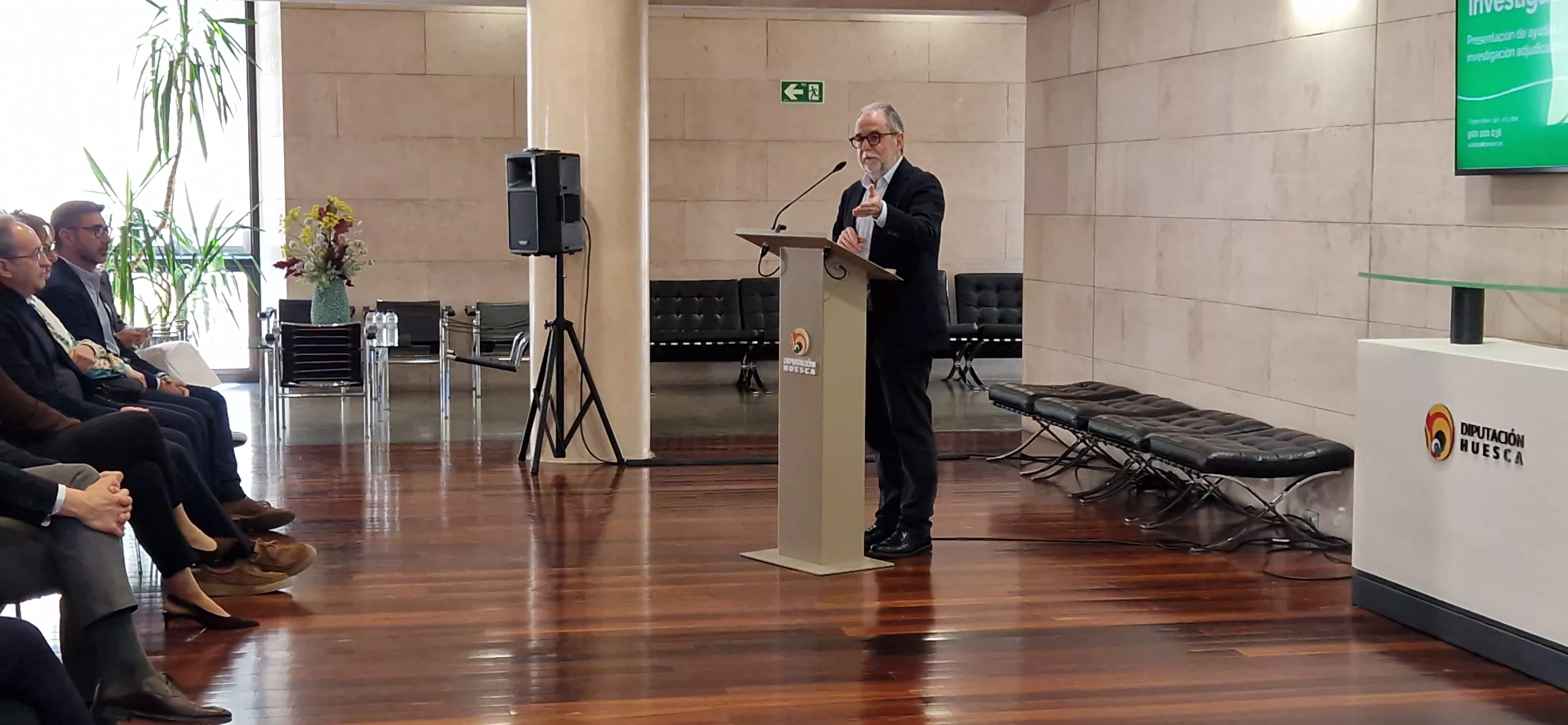 José Manuel Ramón y Cajal. Presentación de tres proyectos de investigación con ayudas de la AECC en Aragón. Foto Myriam Martínez