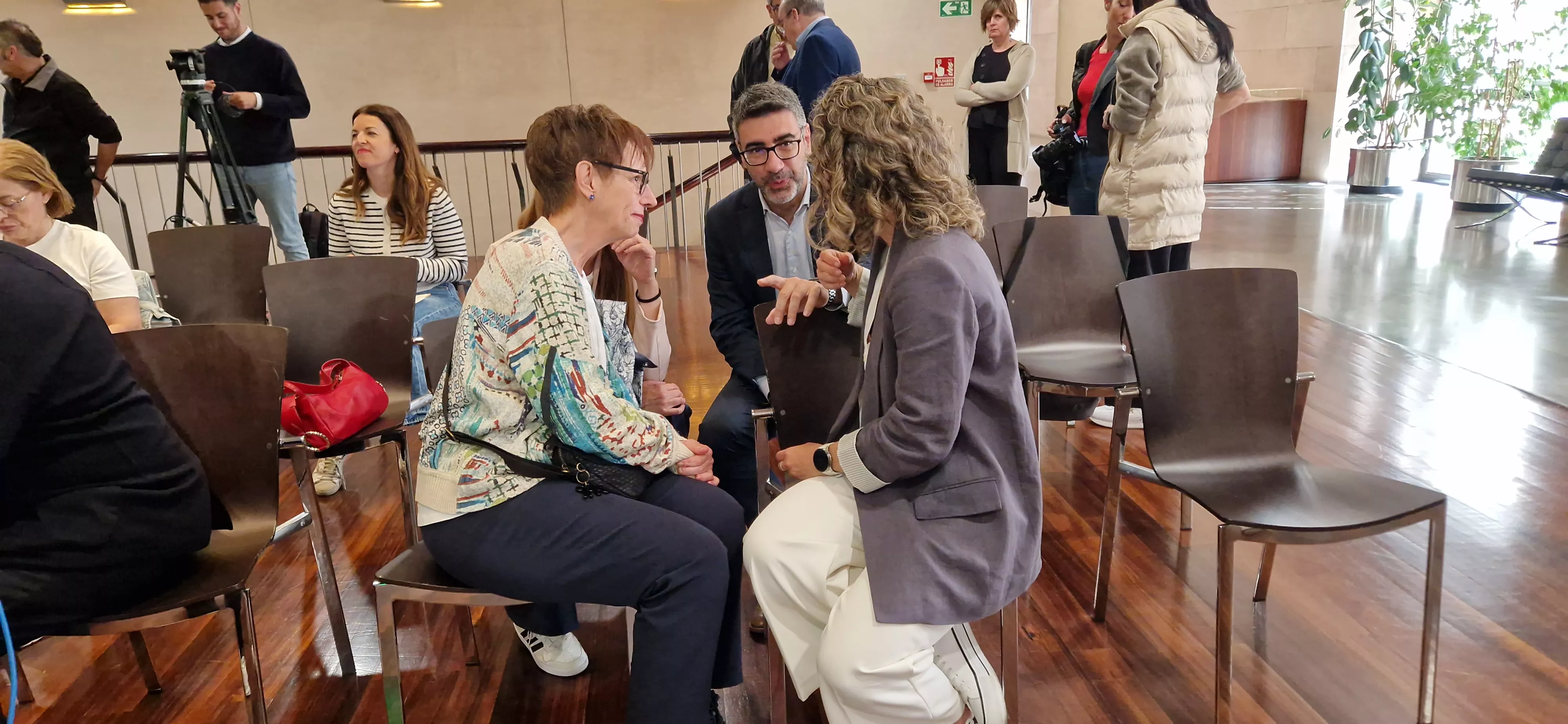 Presentación de tres proyectos de investigación con ayudas de la AECC en Aragón. Foto Myriam Martínez