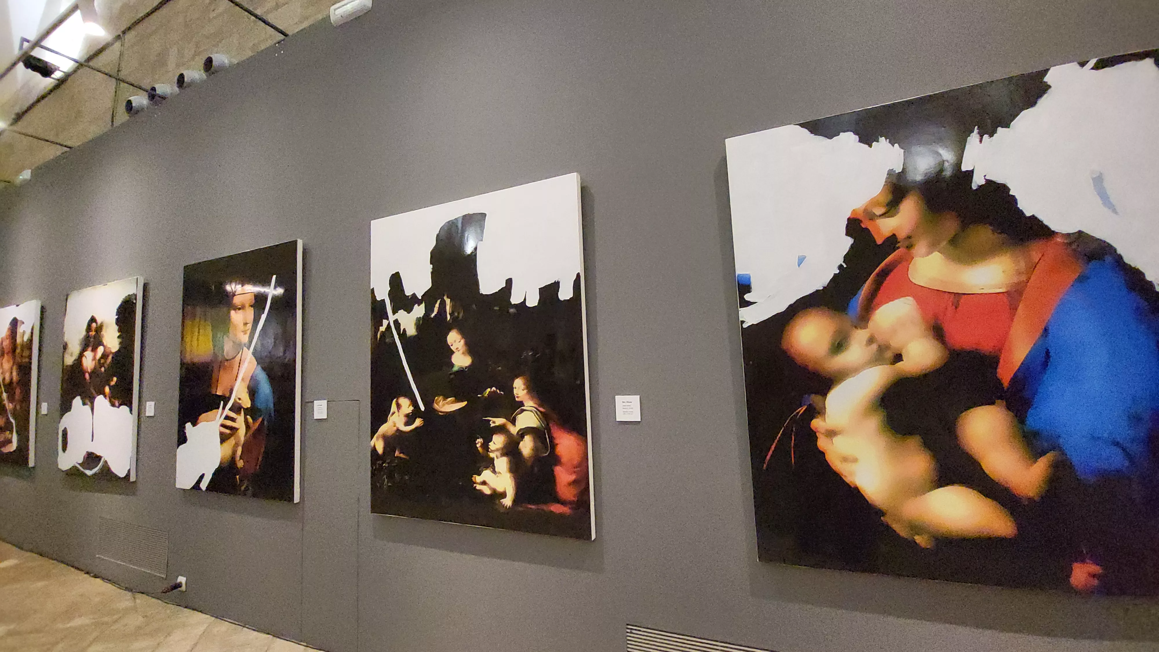 Exposición ‘Antonio Teresa Aragón’, de Jordi Mollà en el Museo de Huesca. Foto Mercedes Manterola