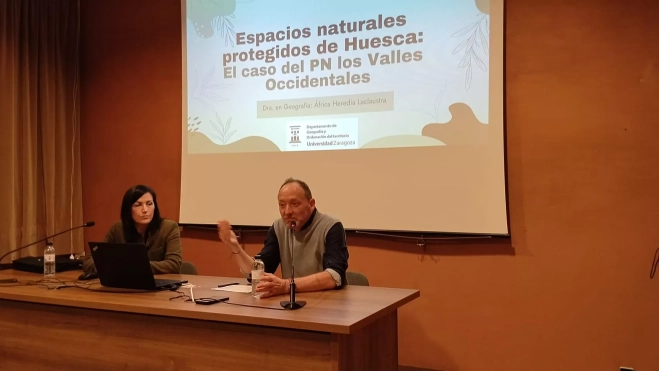 José Luis Lardiés presenta a África Heredia