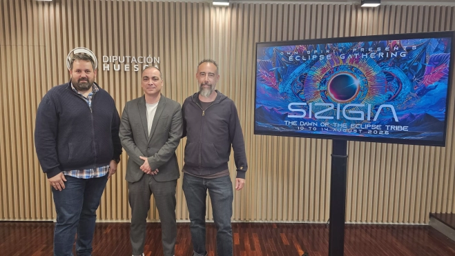 José Eugenio Marín, Carlos Sampériz y Francesc Ibáñez presentan Sizigia en la Diputación