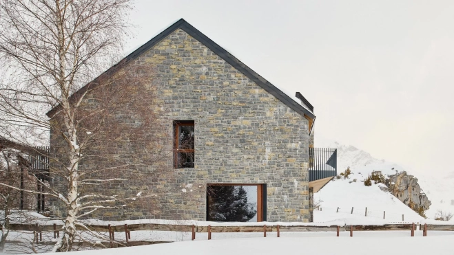 Un Cobijo entre Muros en Formigal. Foto Iñaki Bergera