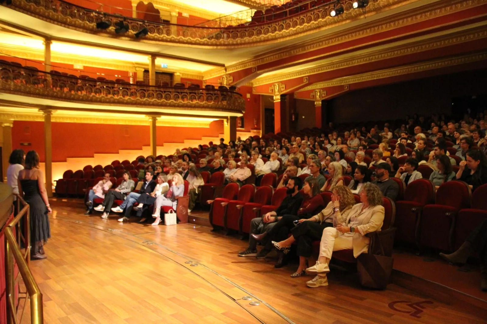 Mabel Lozano en el Teatro Olimpia de Huesca. Foto Carlos Neofato