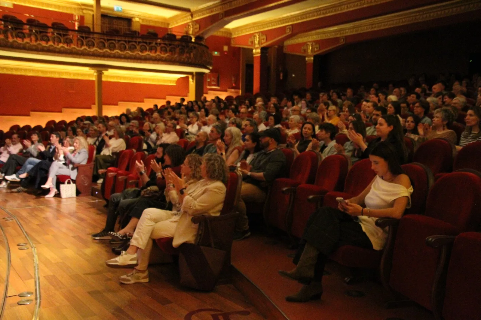 Mabel Lozano en el Teatro Olimpia de Huesca. Foto Carlos Neofato