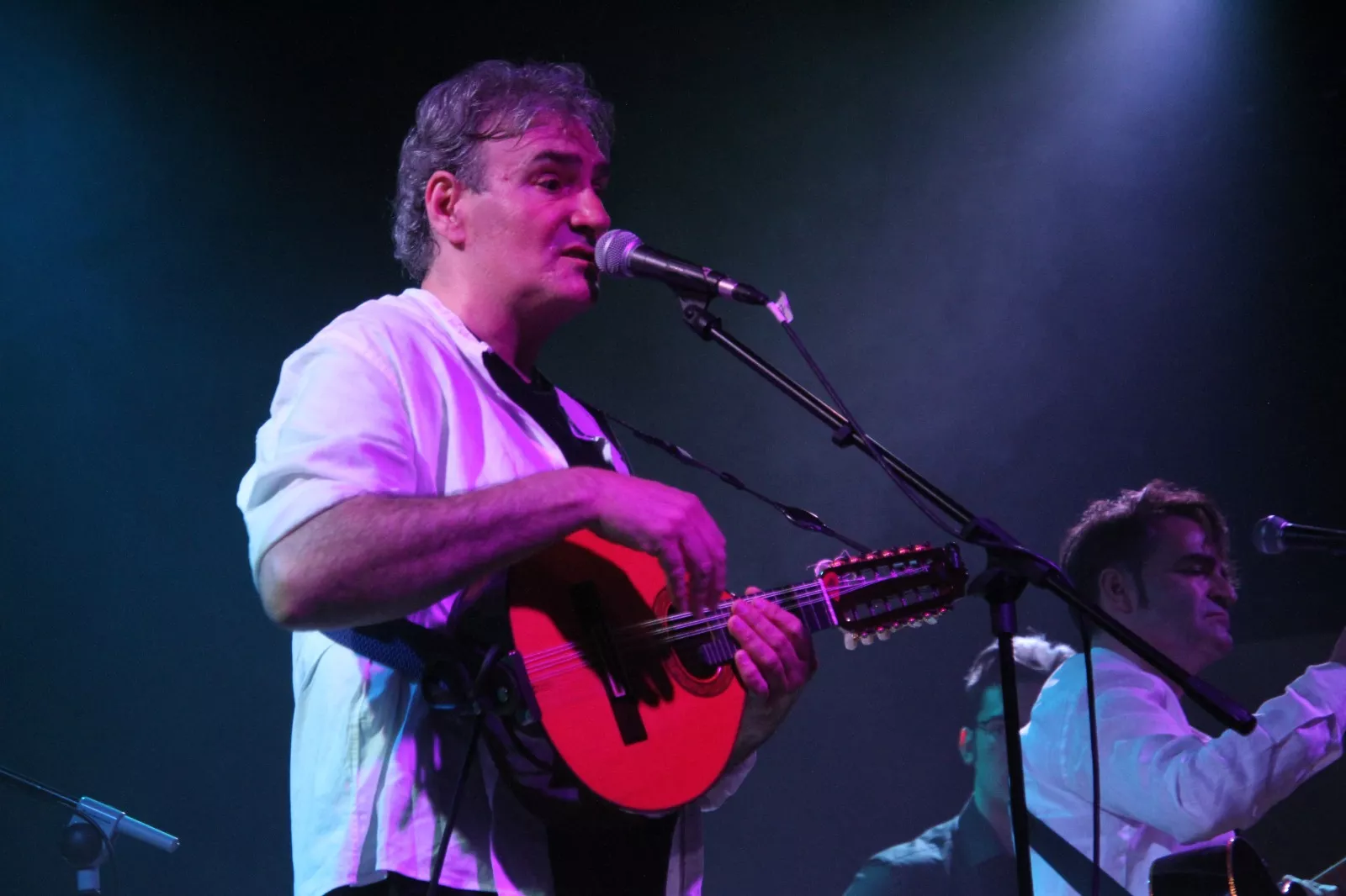 Actuación de Eraje. Foto Carlos Neofato