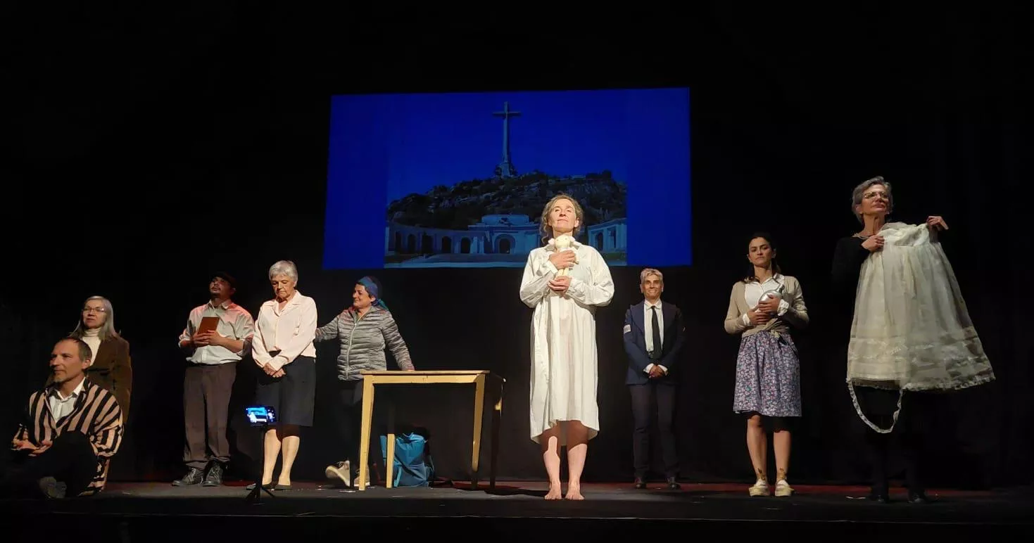 Desmadres Teatro de Jaca con su obra Retales y Remiendos