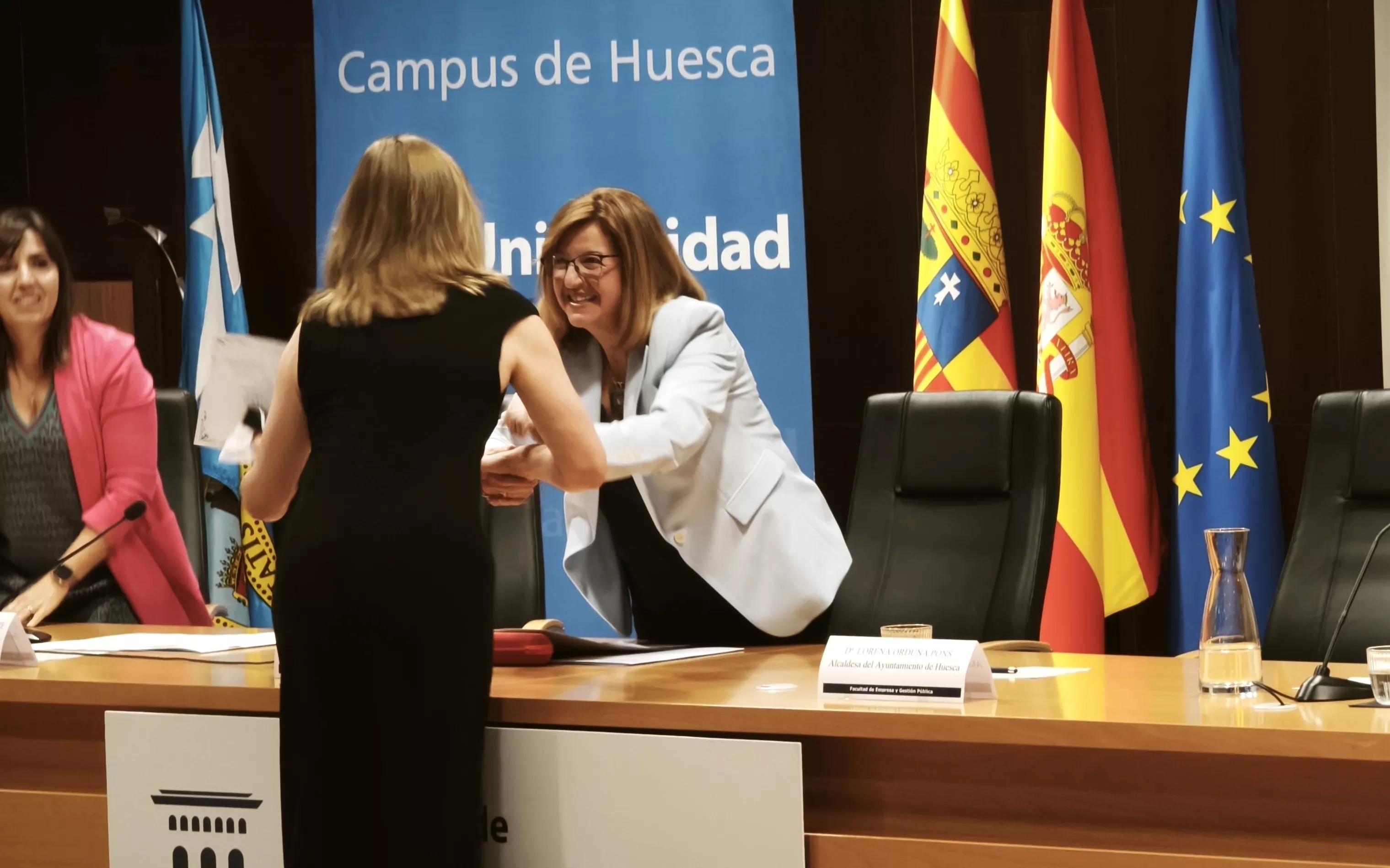 Festividad de la Facultad de Empresa y Gestión Pública del Campus de Huesca. Foto María José Sampietro
