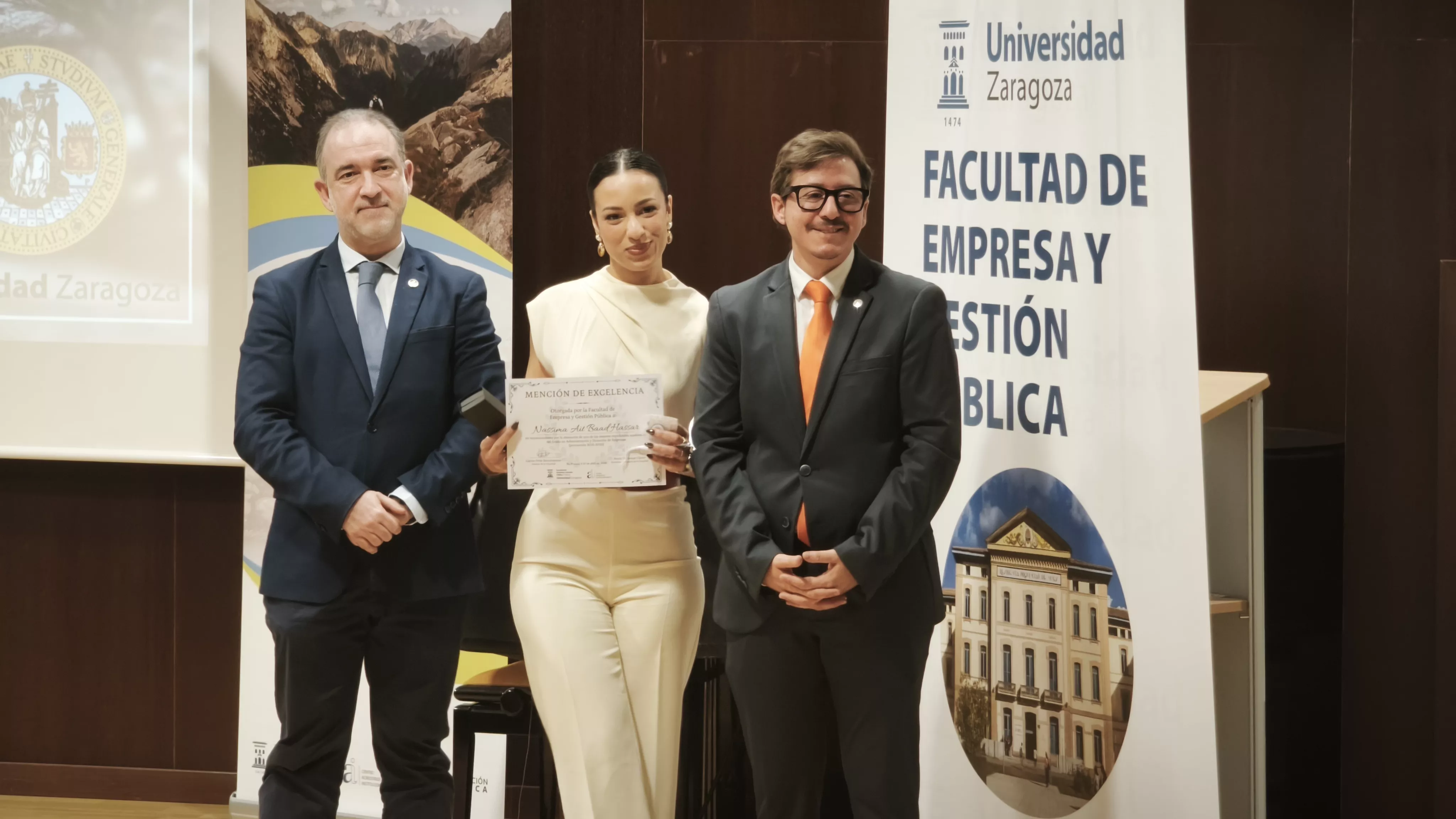 Festividad de la Facultad de Empresa y Gestión Pública del Campus de Huesca. Foto María José Sampietro