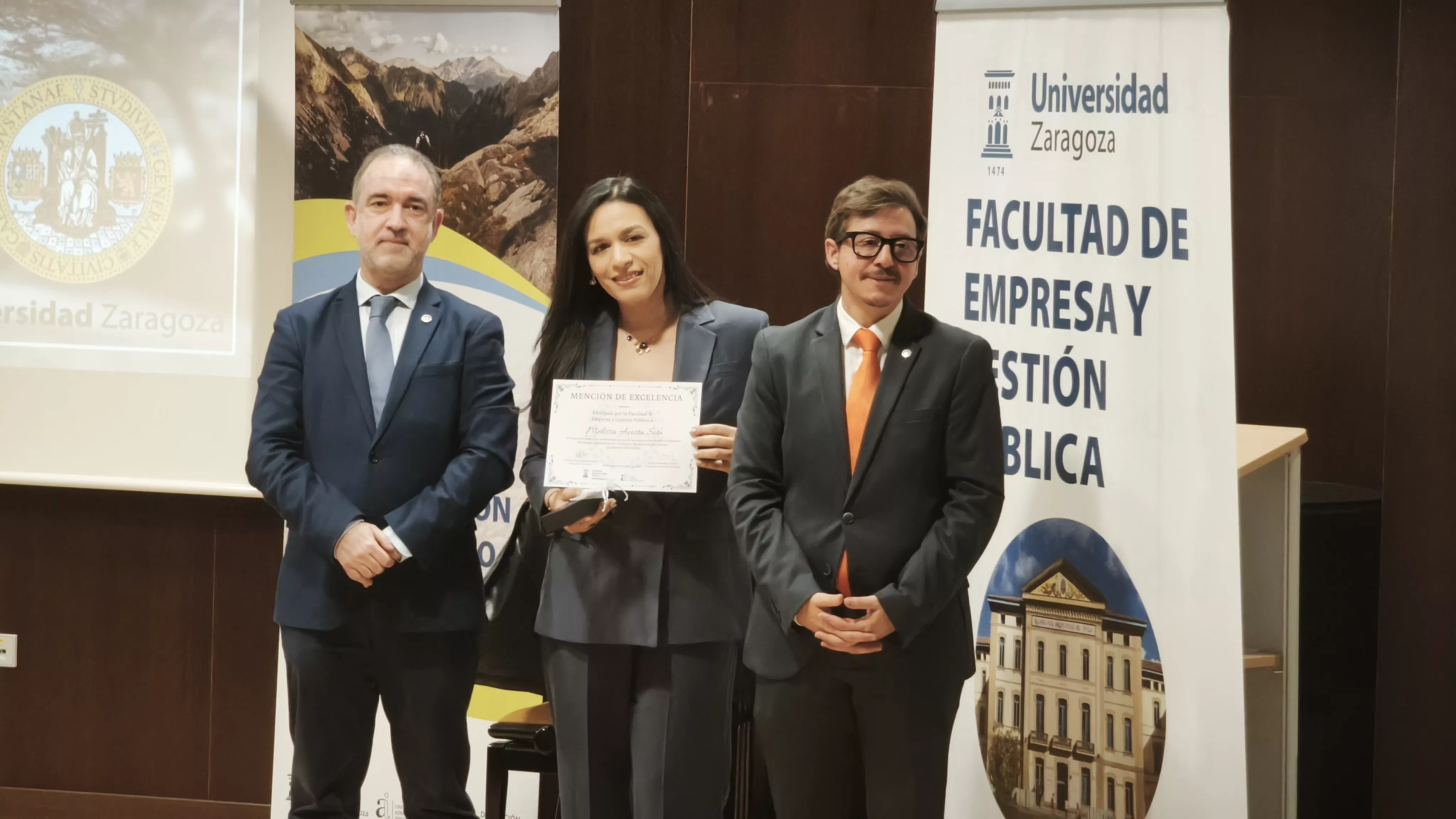 Festividad de la Facultad de Empresa y Gestión Pública del Campus de Huesca. Foto María José Sampietro