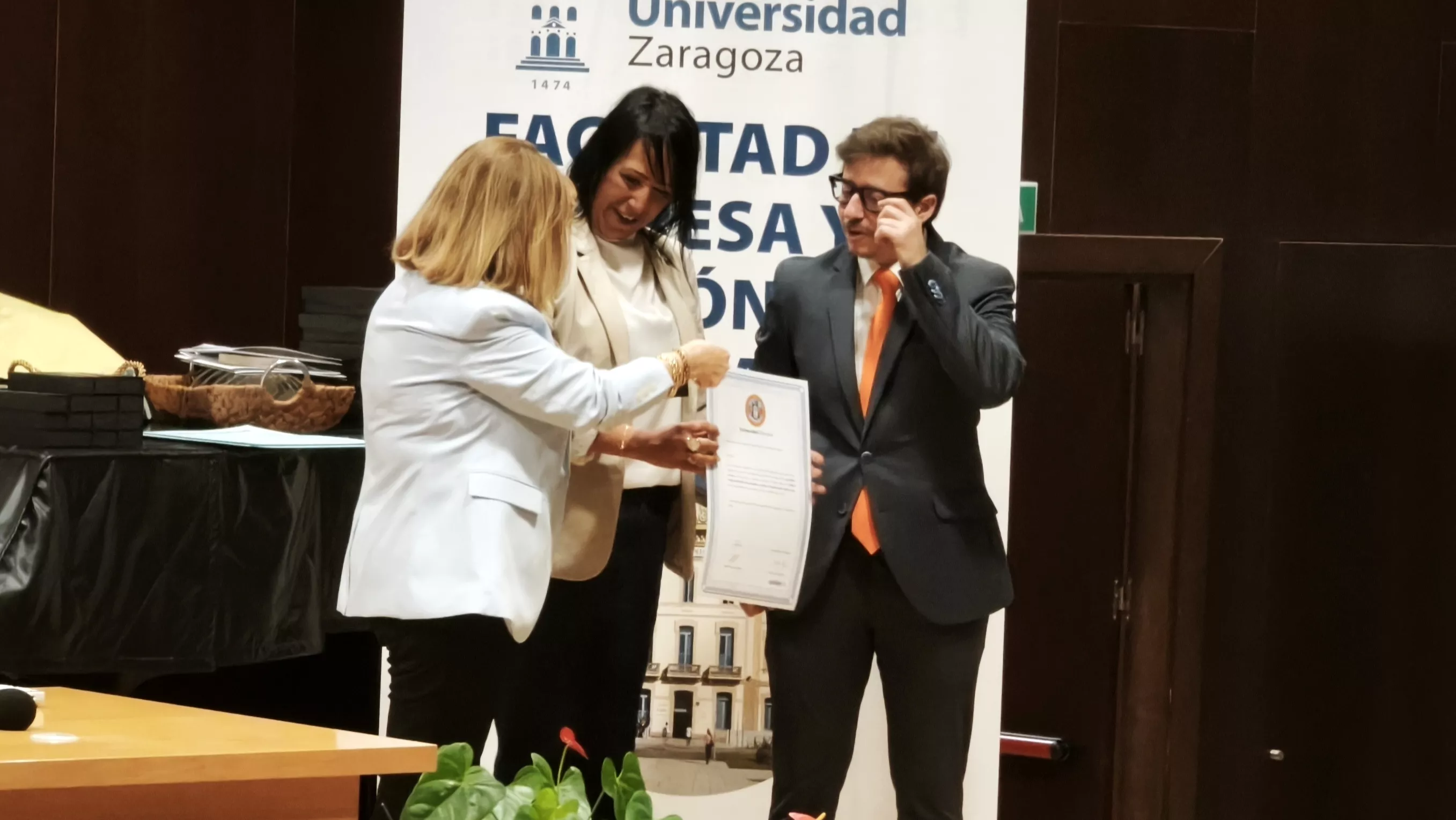 Festividad de la Facultad de Empresa y Gestión Pública del Campus de Huesca. Foto María José Sampietro