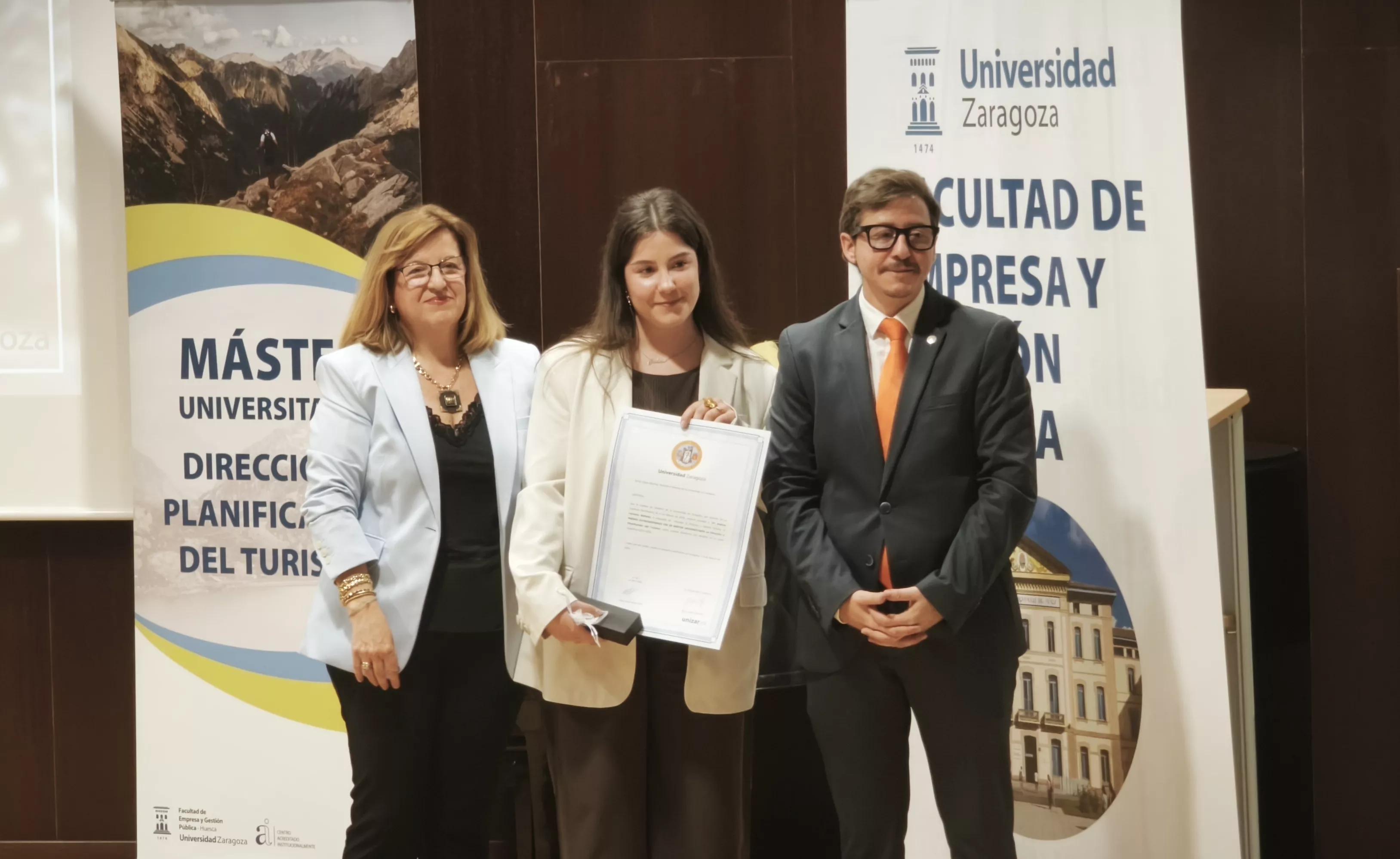Festividad de la Facultad de Empresa y Gestión Pública del Campus de Huesca. Foto María José Sampietro