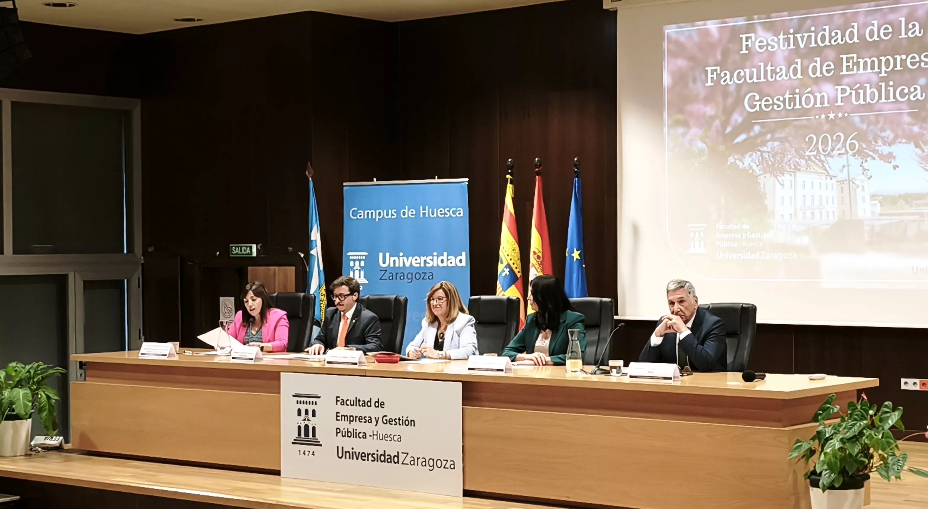 Festividad de la Facultad de Empresa y Gestión Pública del Campus de Huesca. Foto María José Sampietro