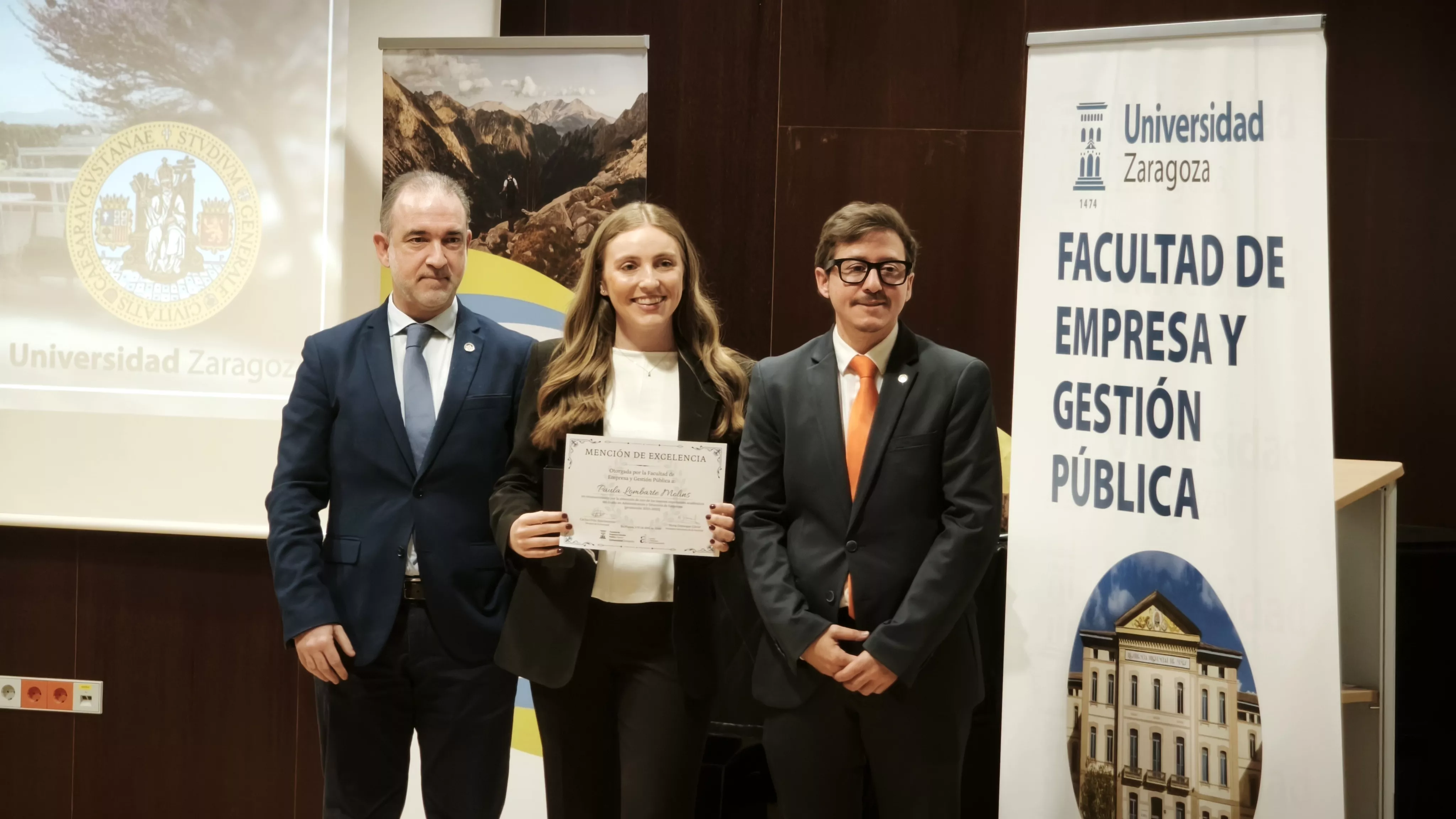 Festividad de la Facultad de Empresa y Gestión Pública del Campus de Huesca. Foto María José Sampietro