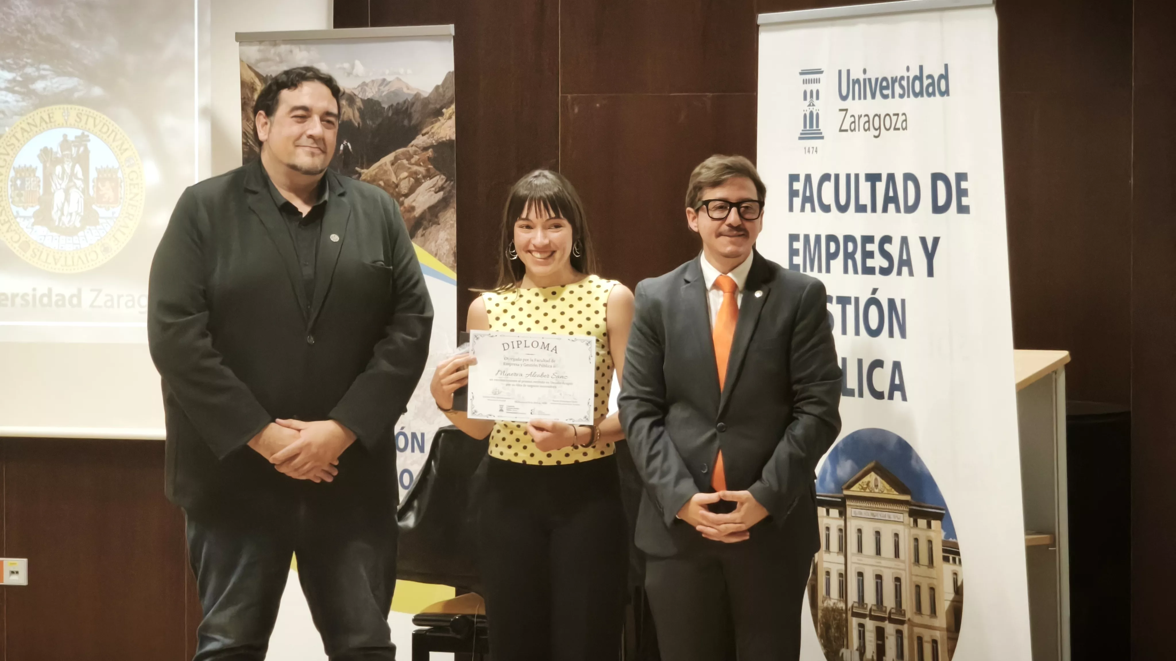 Festividad de la Facultad de Empresa y Gestión Pública del Campus de Huesca. Foto María José Sampietro