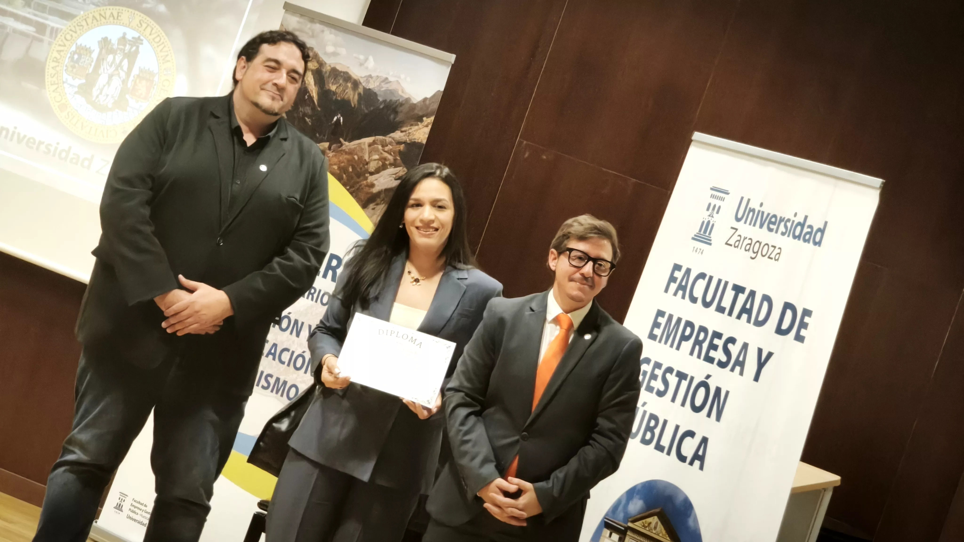 Festividad de la Facultad de Empresa y Gestión Pública del Campus de Huesca. Foto María José Sampietro