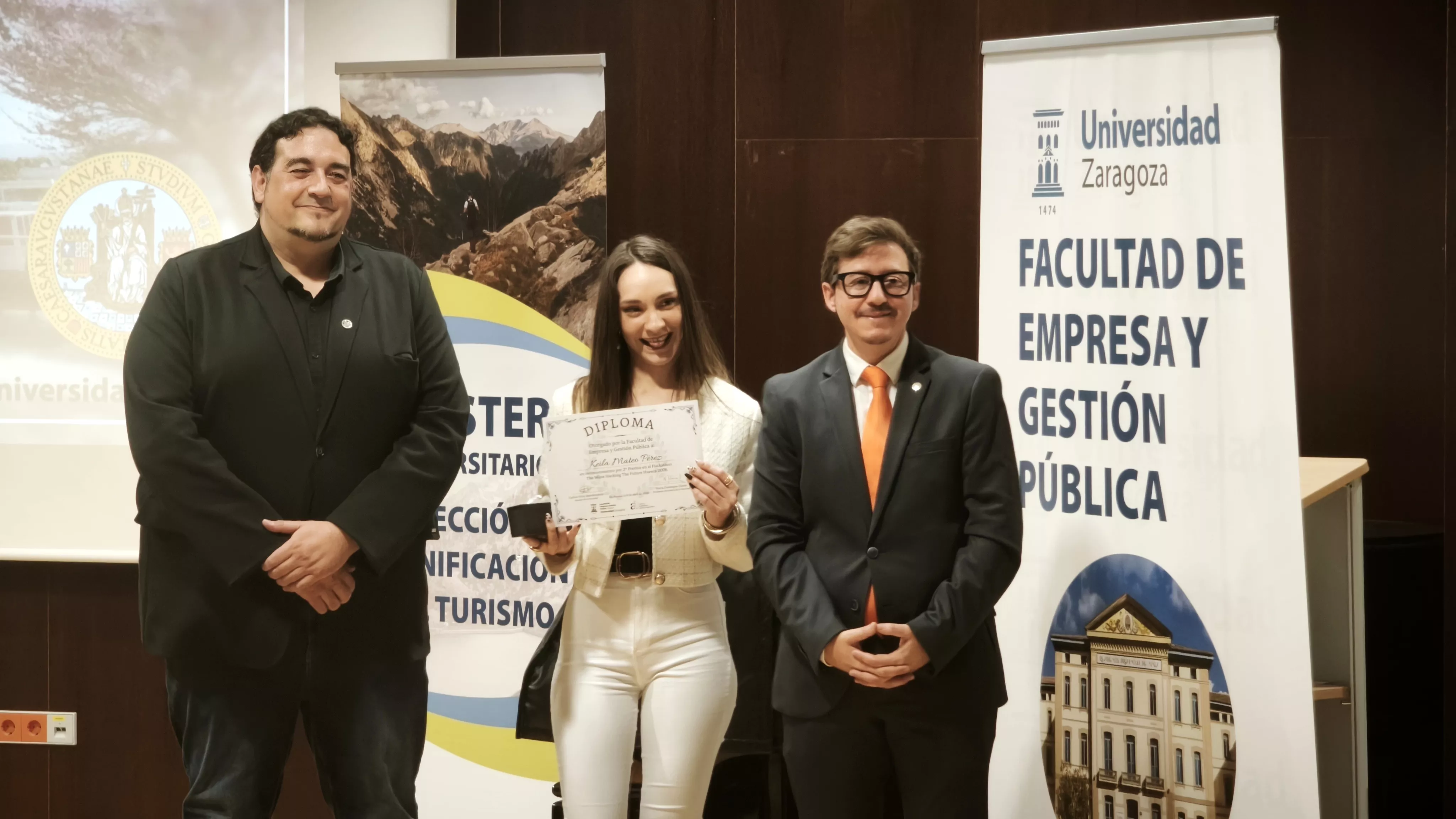 Festividad de la Facultad de Empresa y Gestión Pública del Campus de Huesca. Foto María José Sampietro