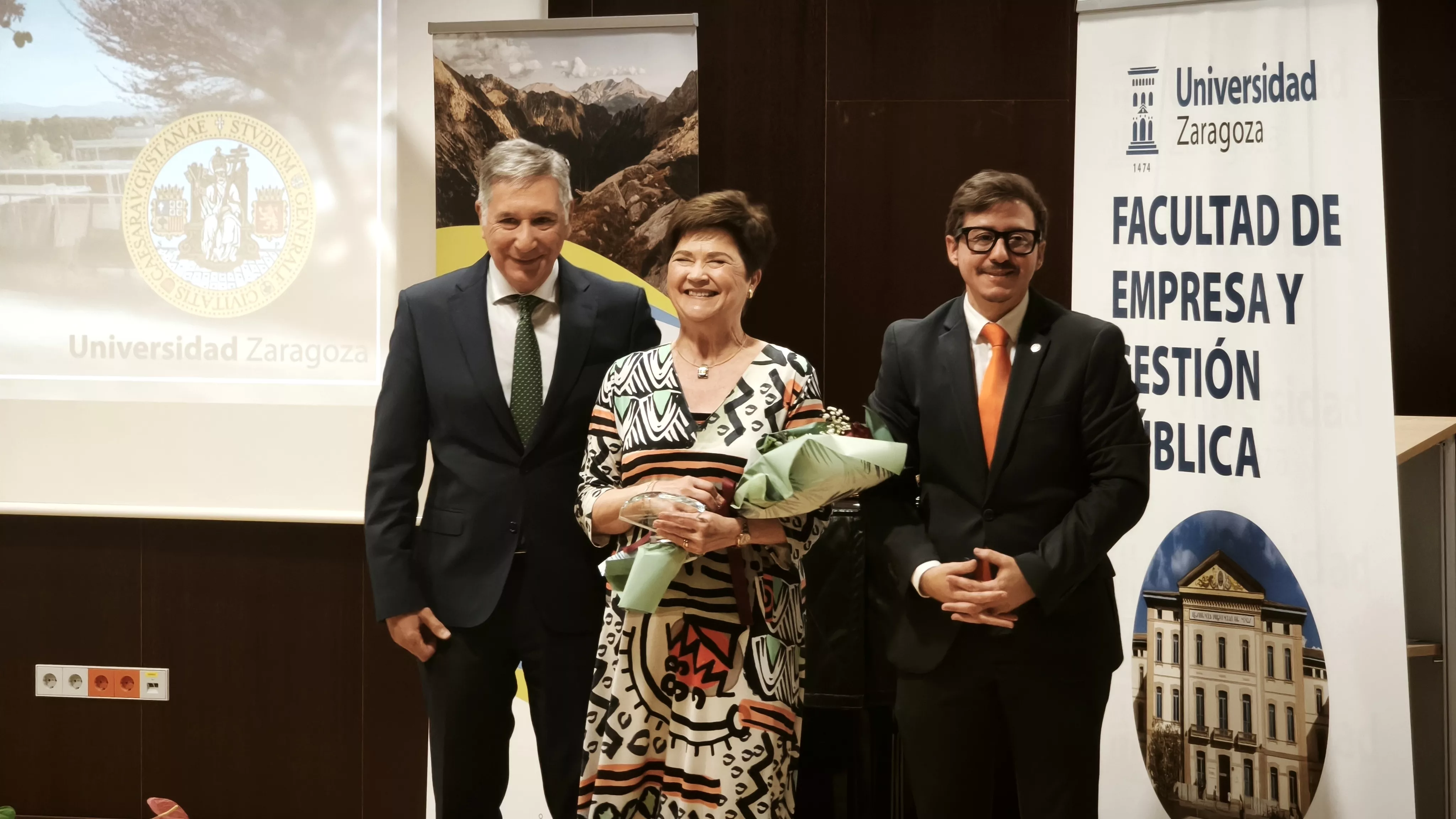 Festividad de la Facultad de Empresa y Gestión Pública del Campus de Huesca. Foto María José Sampietro