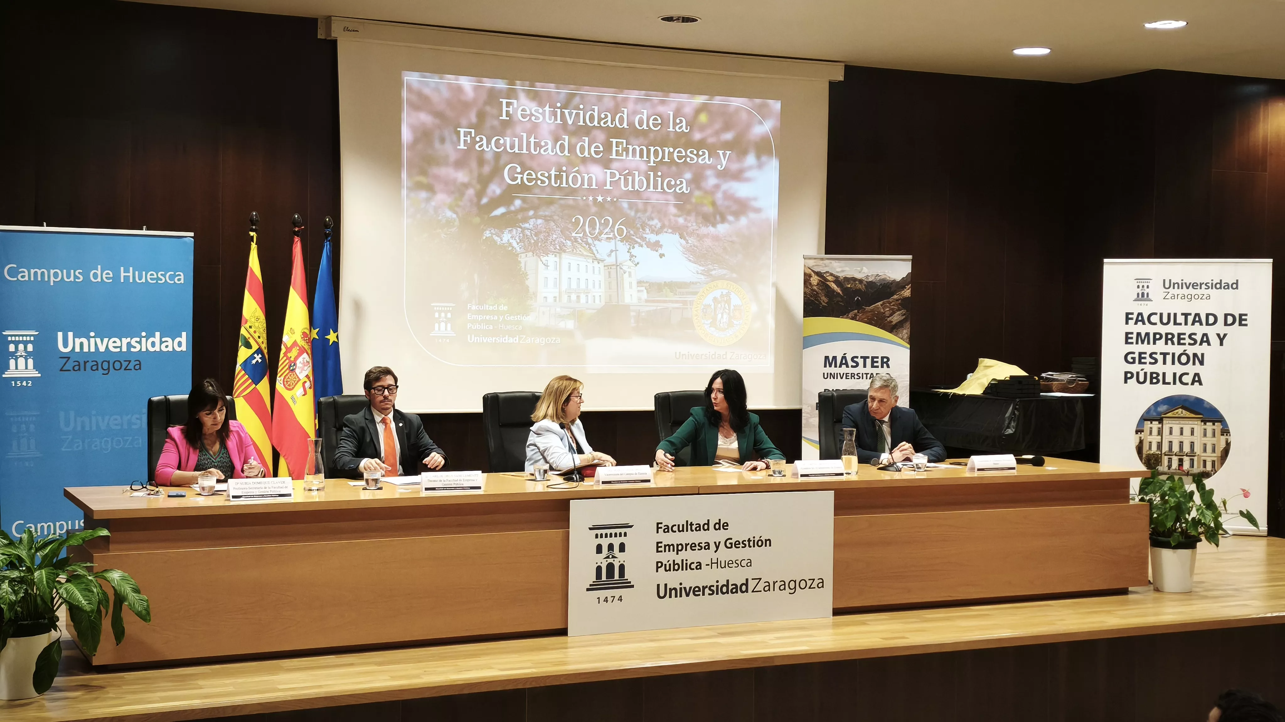 Festividad de la Facultad de Empresa y Gestión Pública del Campus de Huesca. Foto María José Sampietro