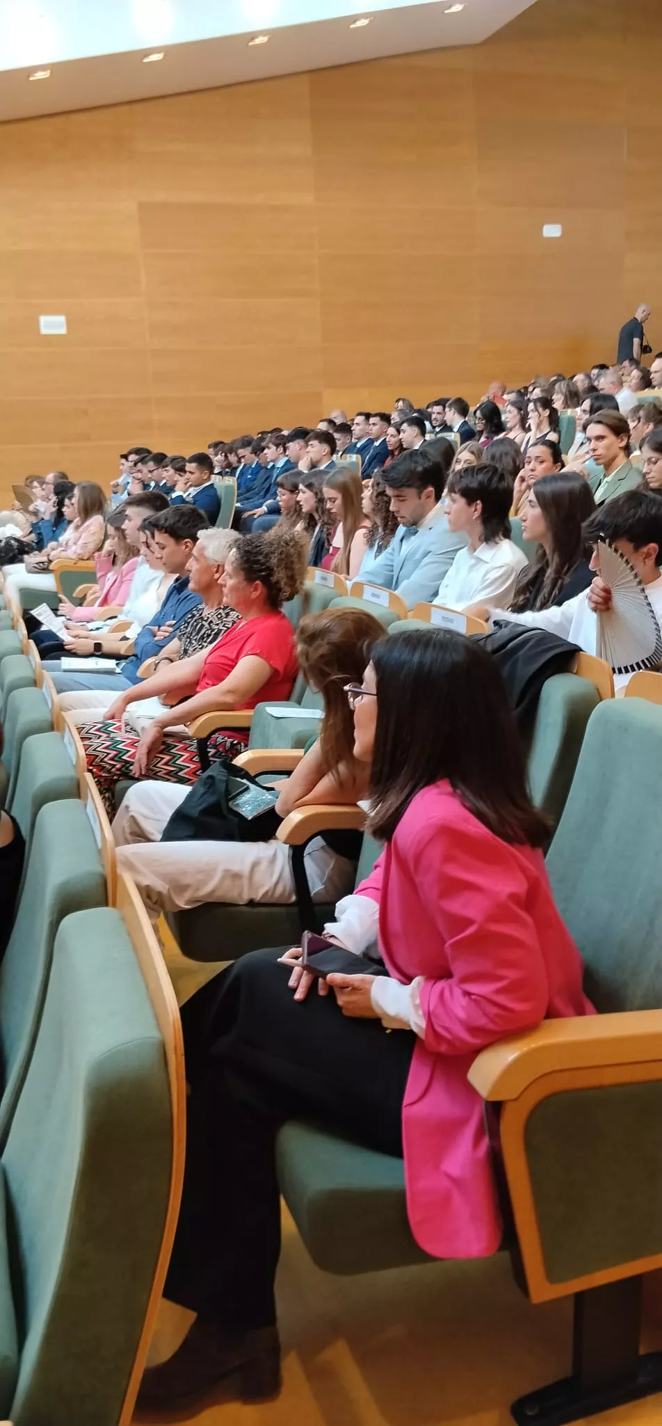 Ceremonia de graduación y reconocimientos en la Escuela Politécnica Superior