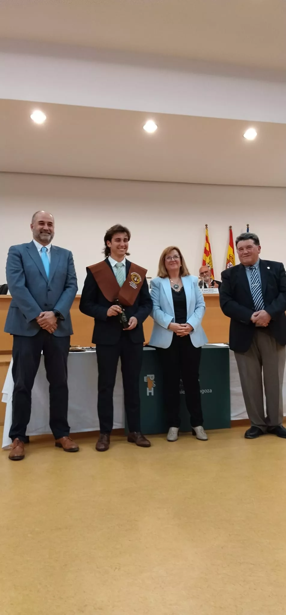 Ceremonia de graduación y reconocimientos en la Escuela Politécnica Superior