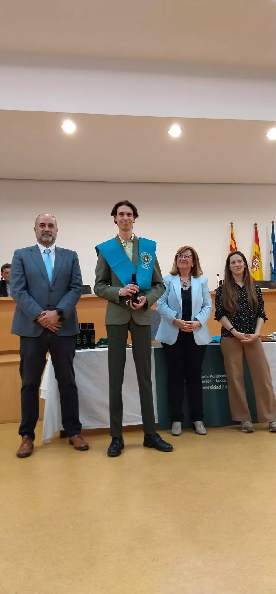Ceremonia de graduación y reconocimientos en la Escuela Politécnica Superior