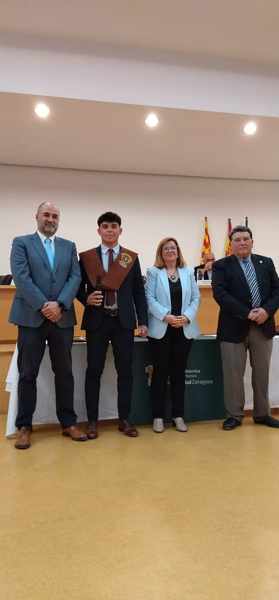 Ceremonia de graduación y reconocimientos en la Escuela Politécnica Superior