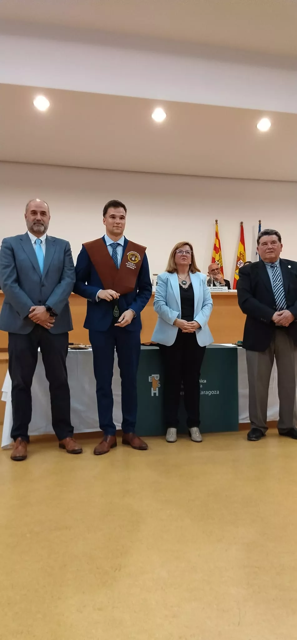 Ceremonia de graduación y reconocimientos en la Escuela Politécnica Superior